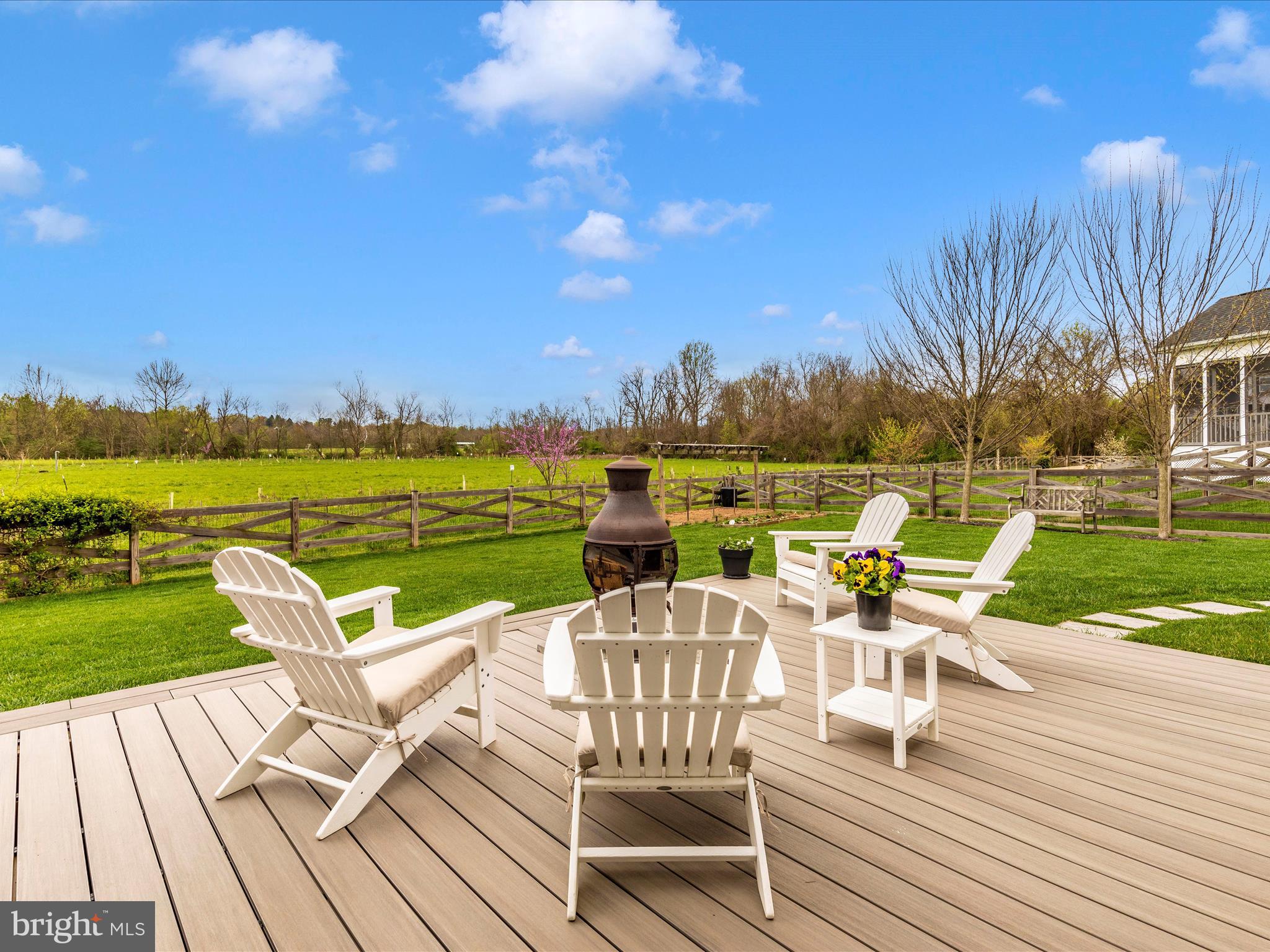 CLOVER RIDGE - Residential