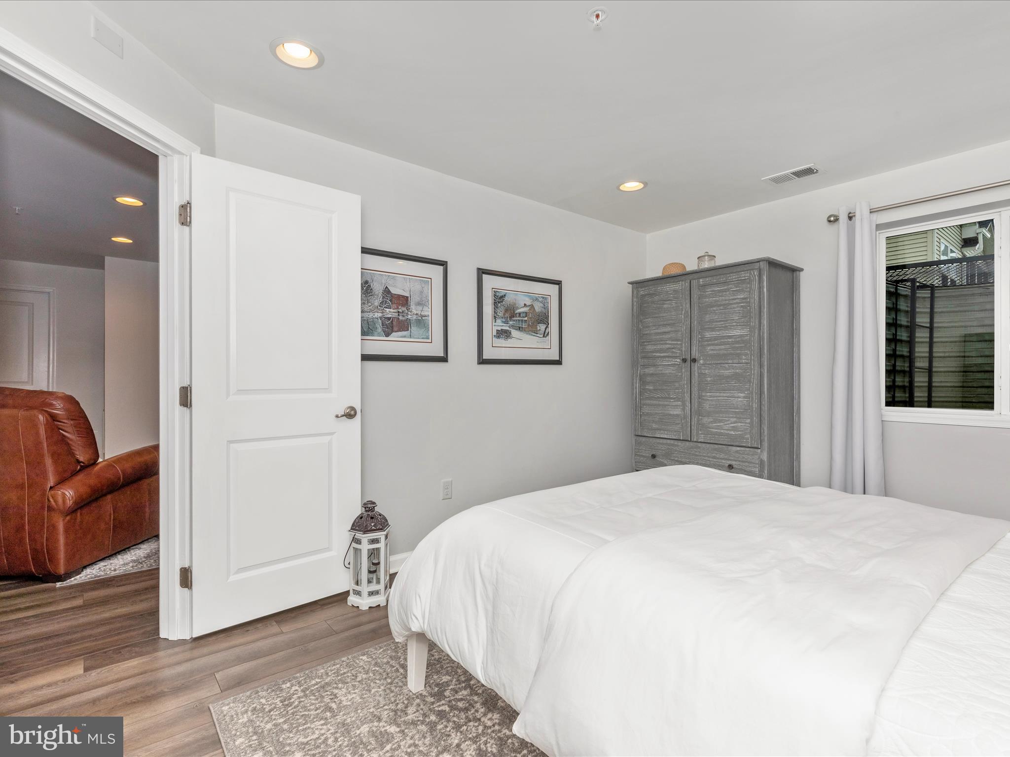 CLOVER RIDGE - Residential