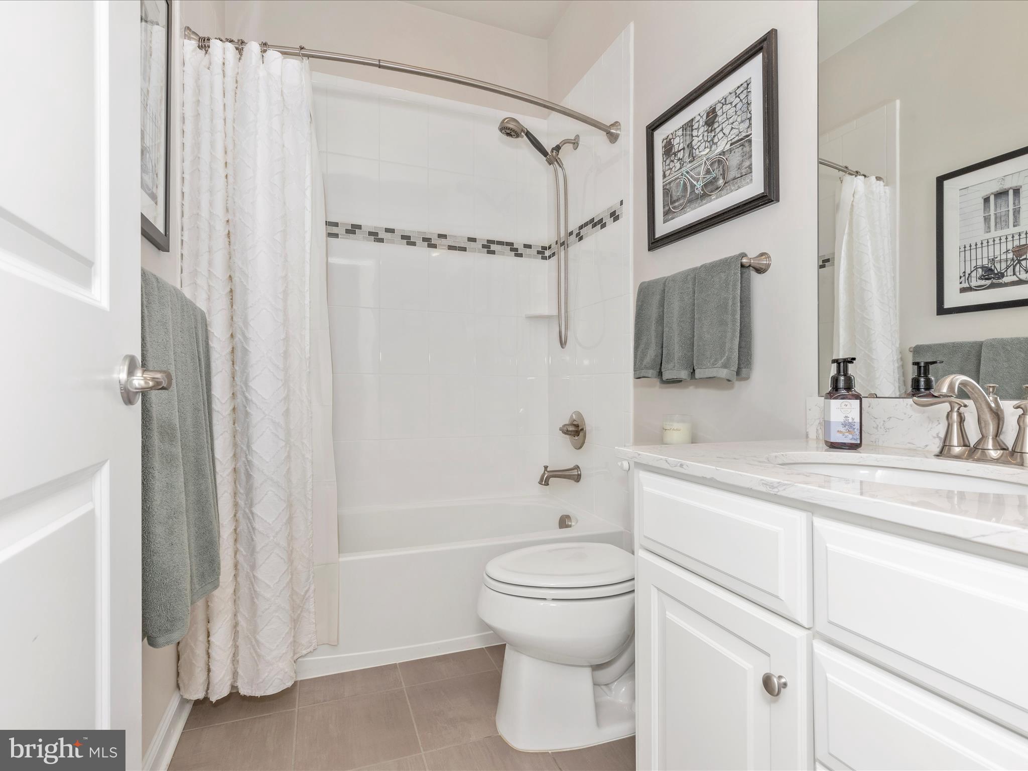 CLOVER RIDGE - Residential