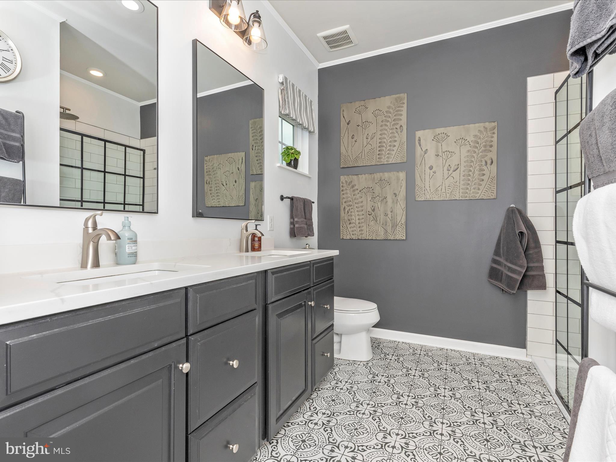 CLOVER RIDGE - Residential