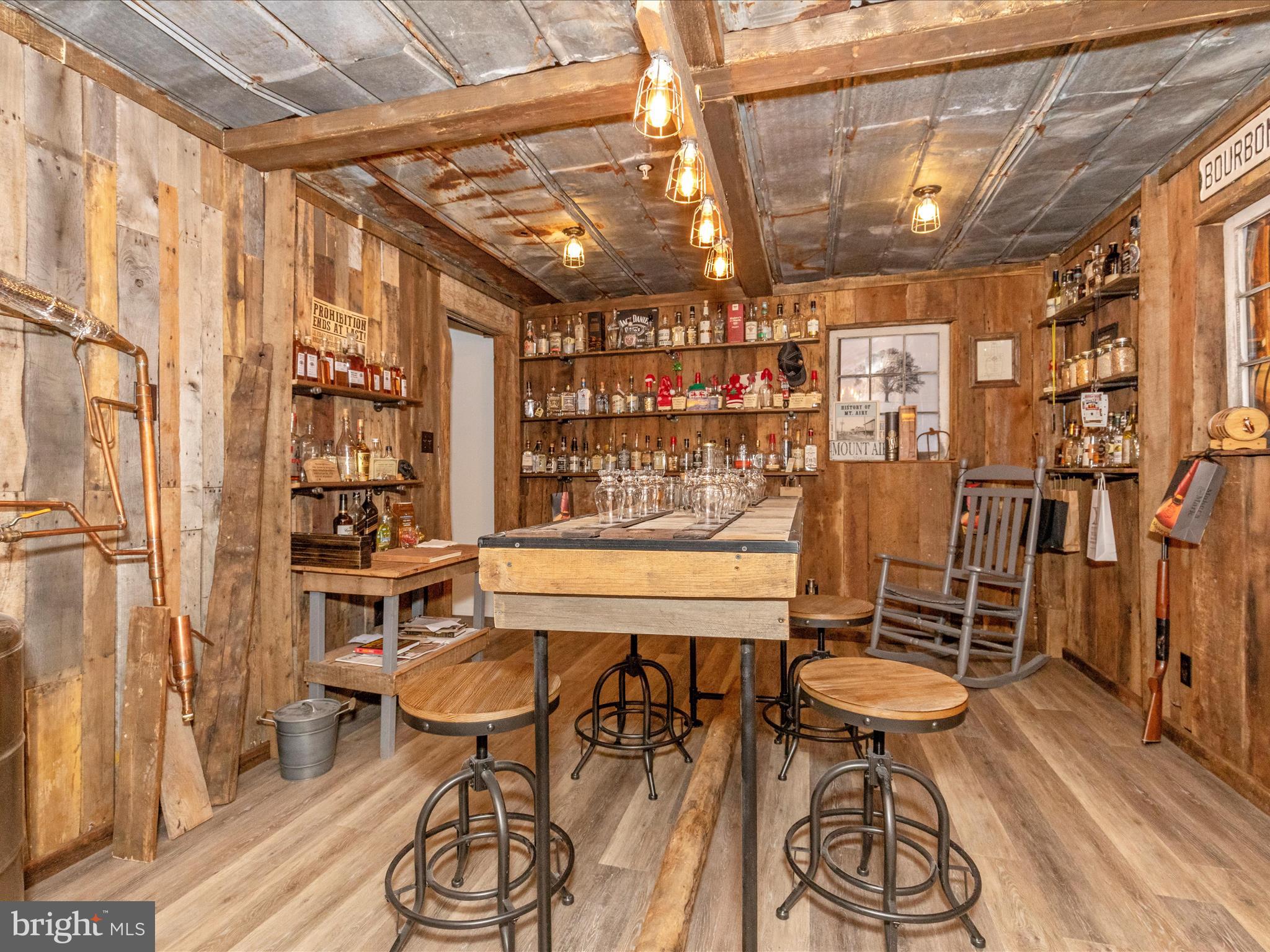 CLOVER RIDGE - Residential