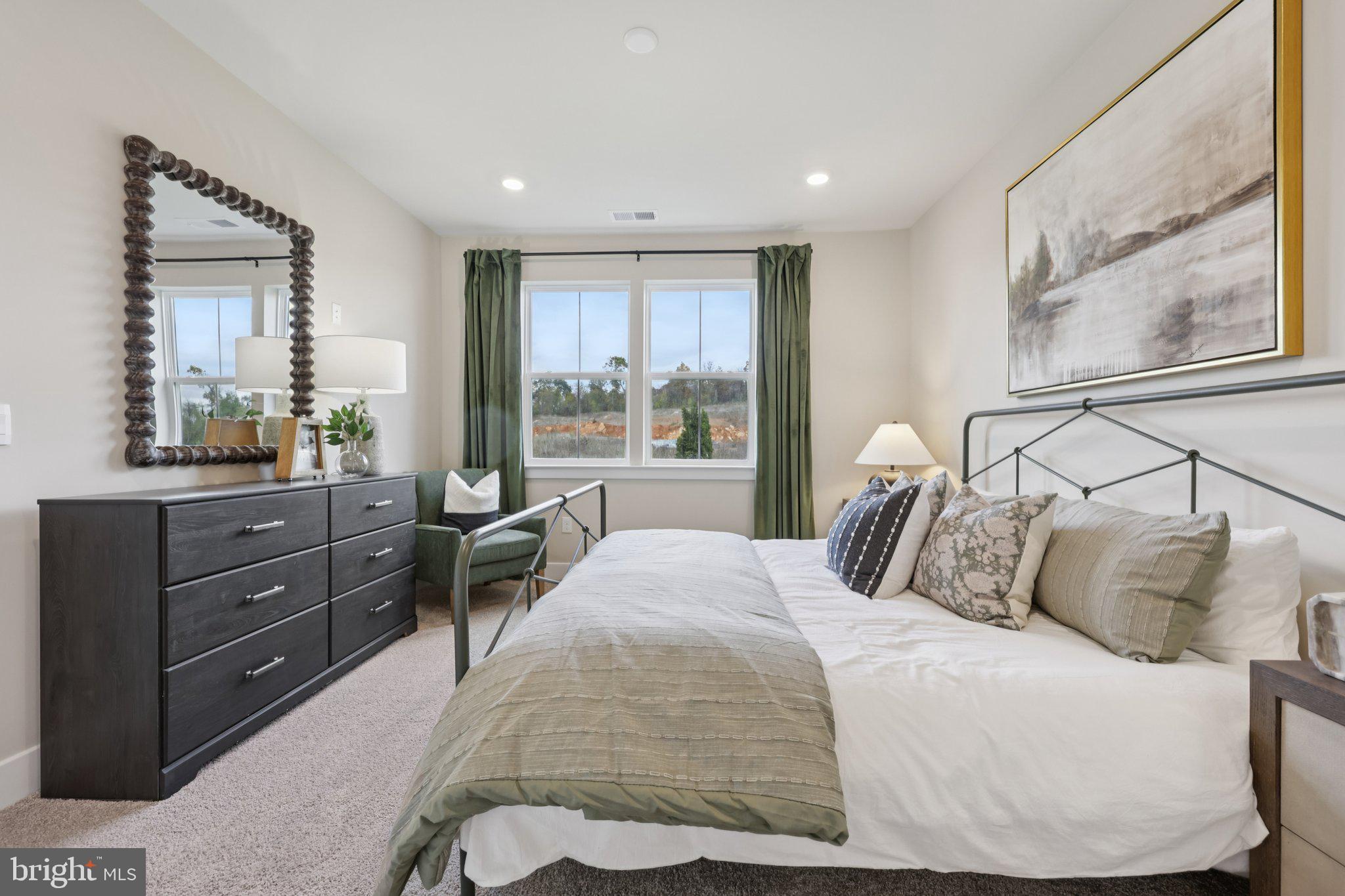 WILLOW RUN - Residential