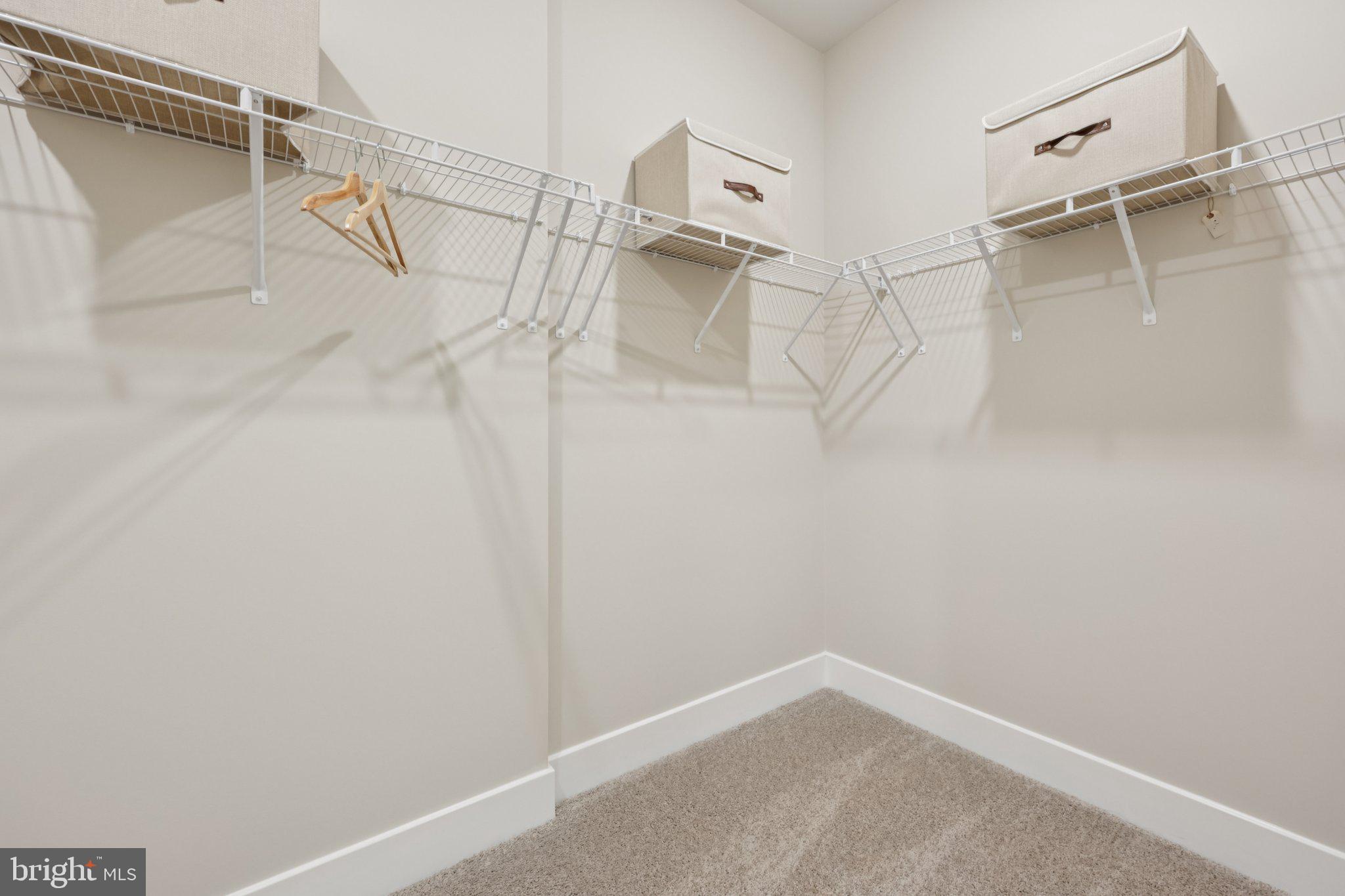 WILLOW RUN - Residential