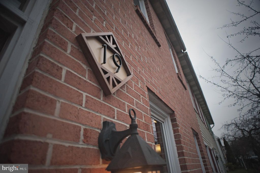 Photo of 19 HILLDALE DR, EPHRATA, PA 17522 (MLS # PALA2029058)