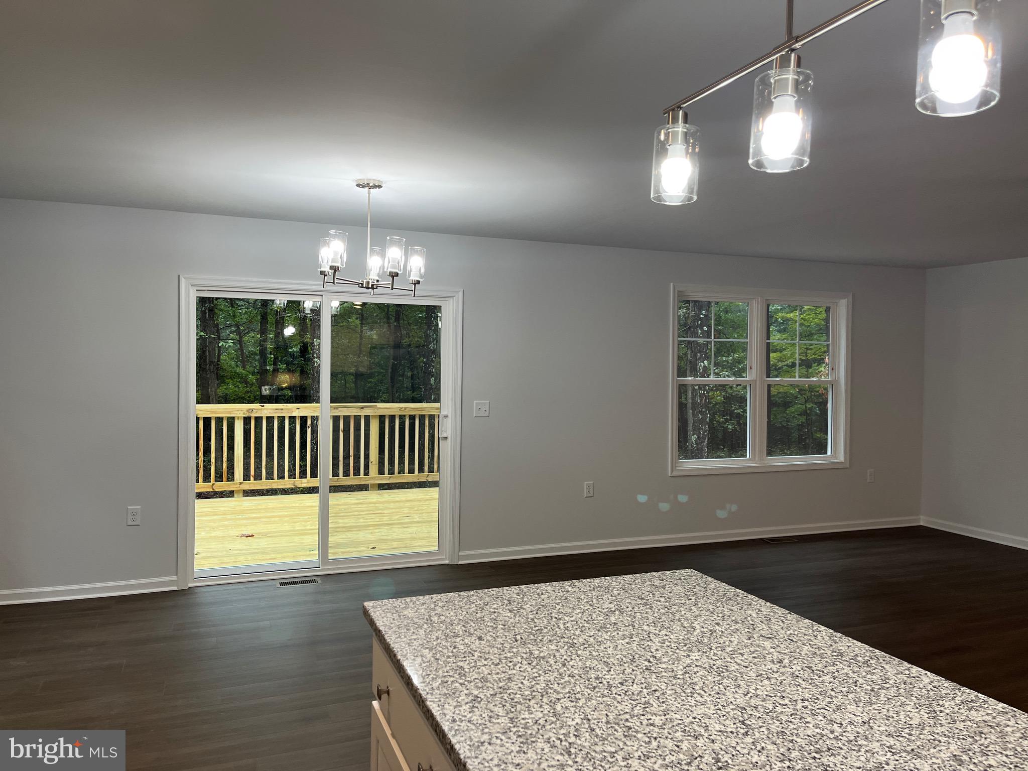 TWIN LAKES EAST - Residential