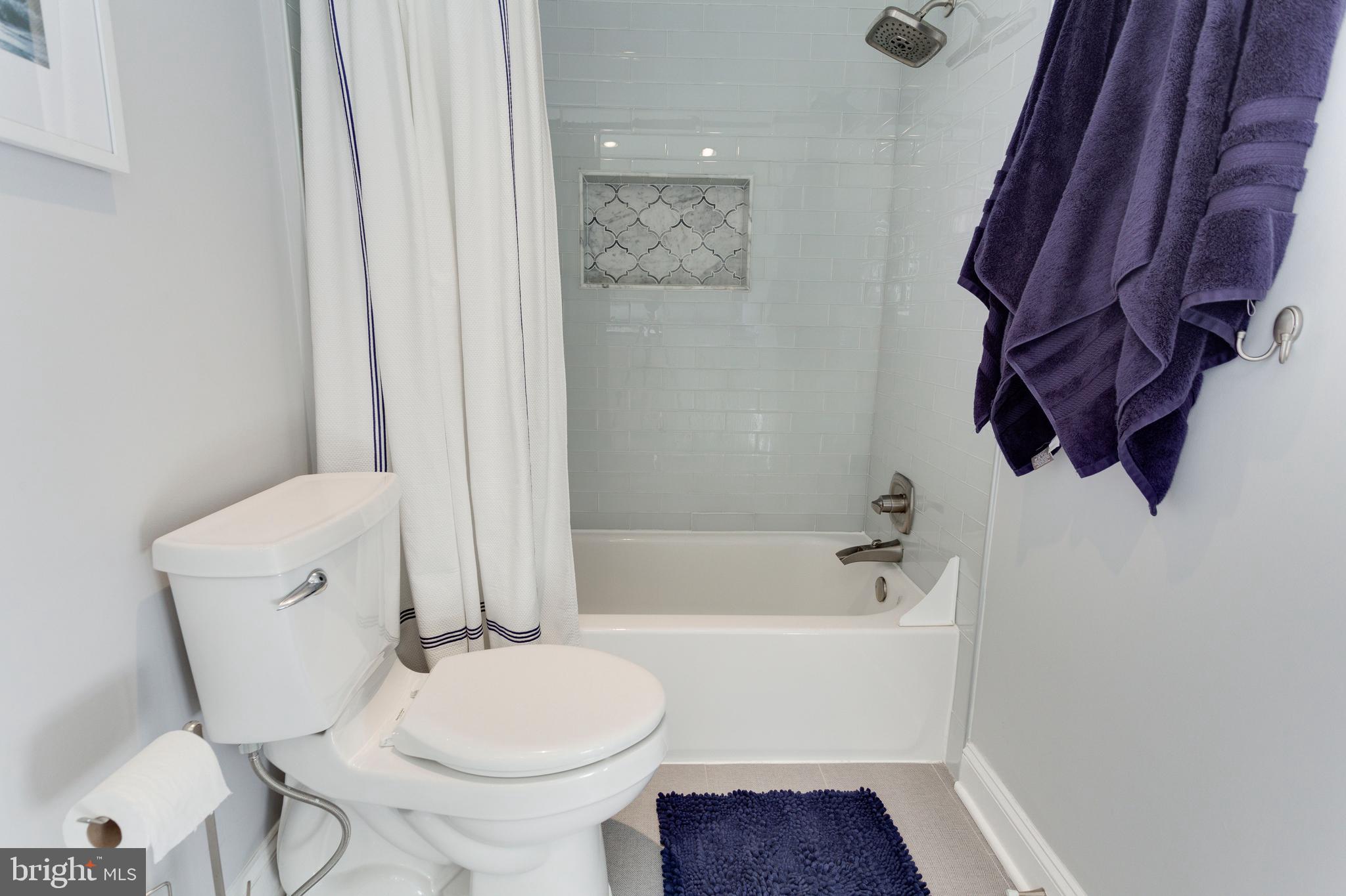 BEVERLY FARMS - Residential