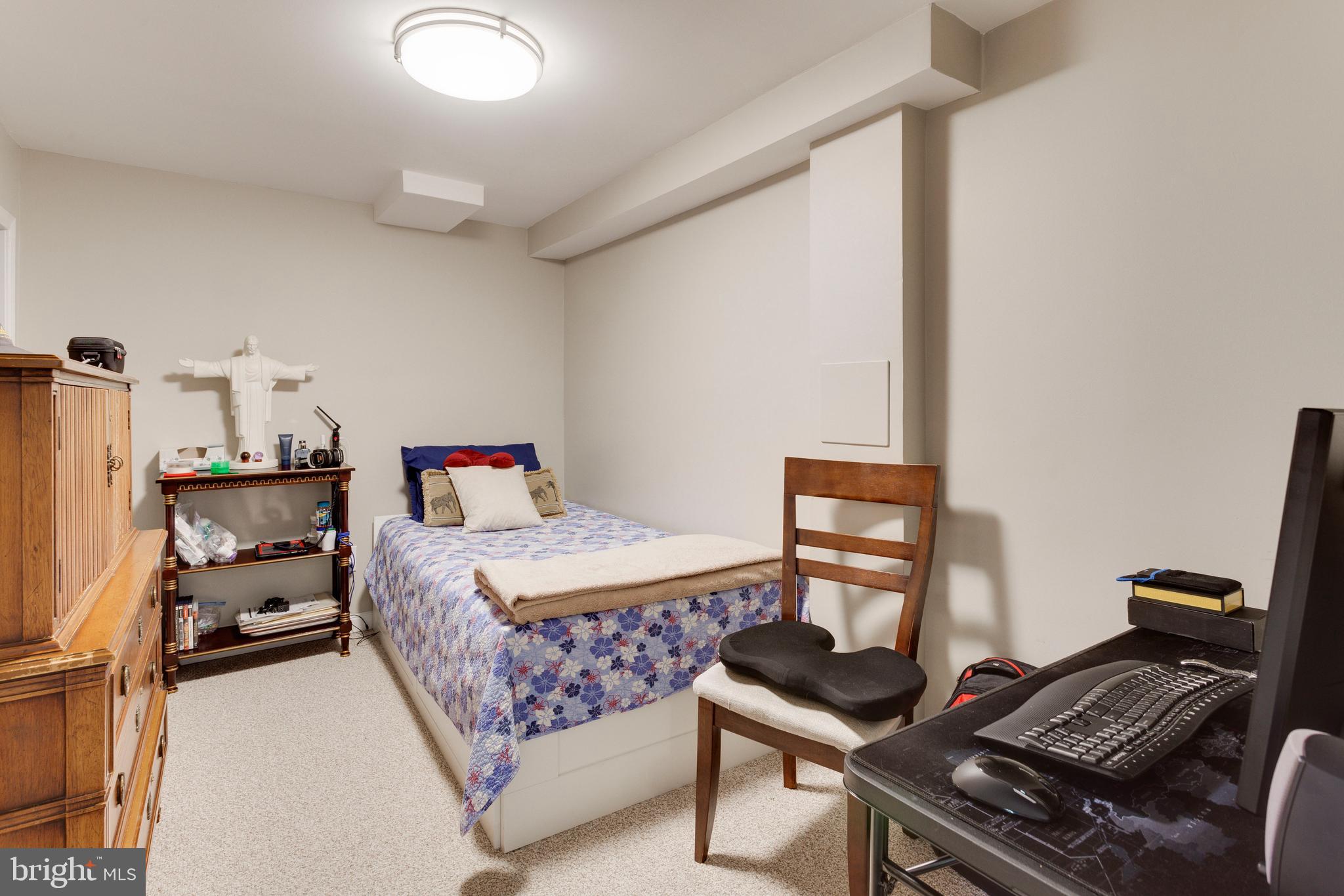 BEVERLY FARMS - Residential