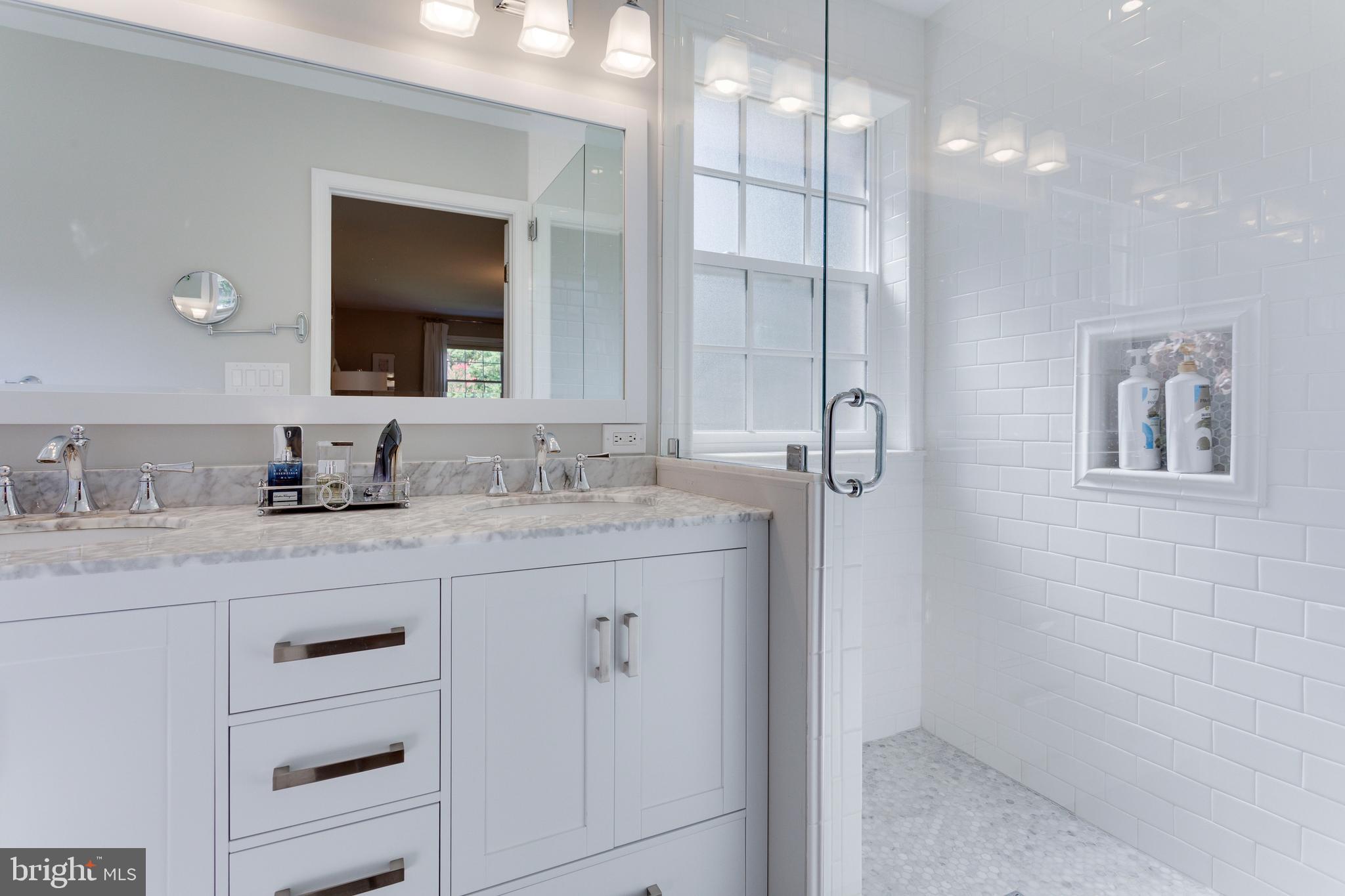 BEVERLY FARMS - Residential