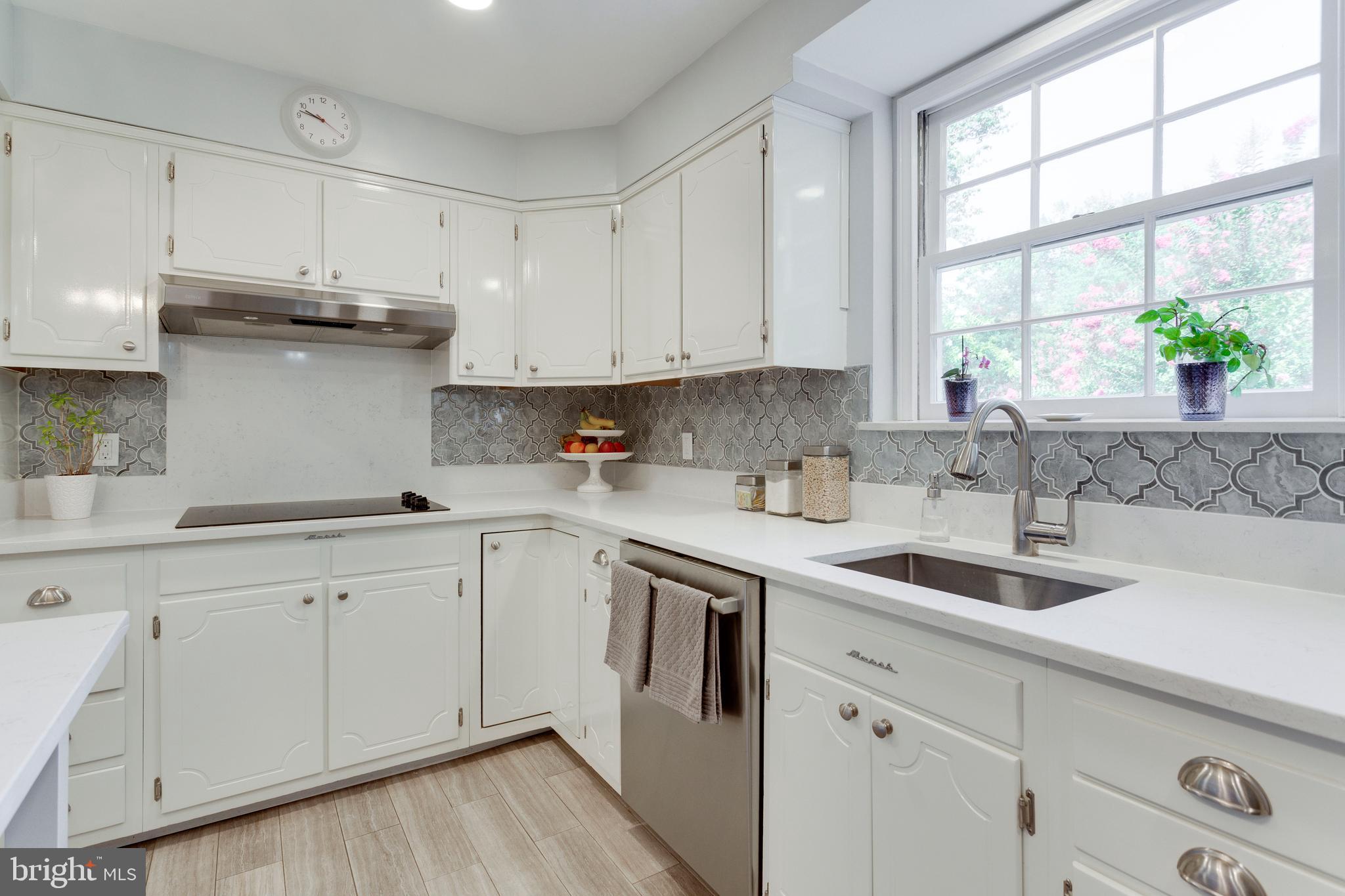 BEVERLY FARMS - Residential