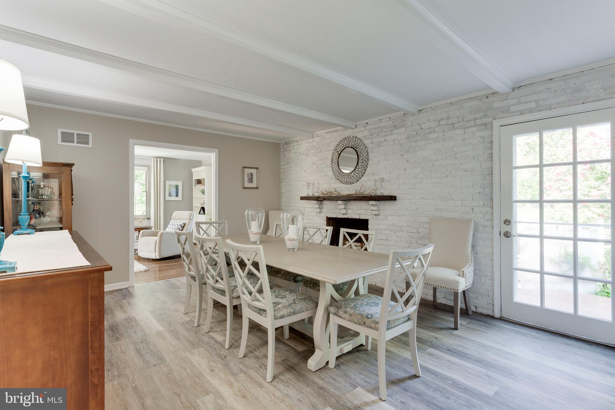 BEVERLY FARMS - Residential