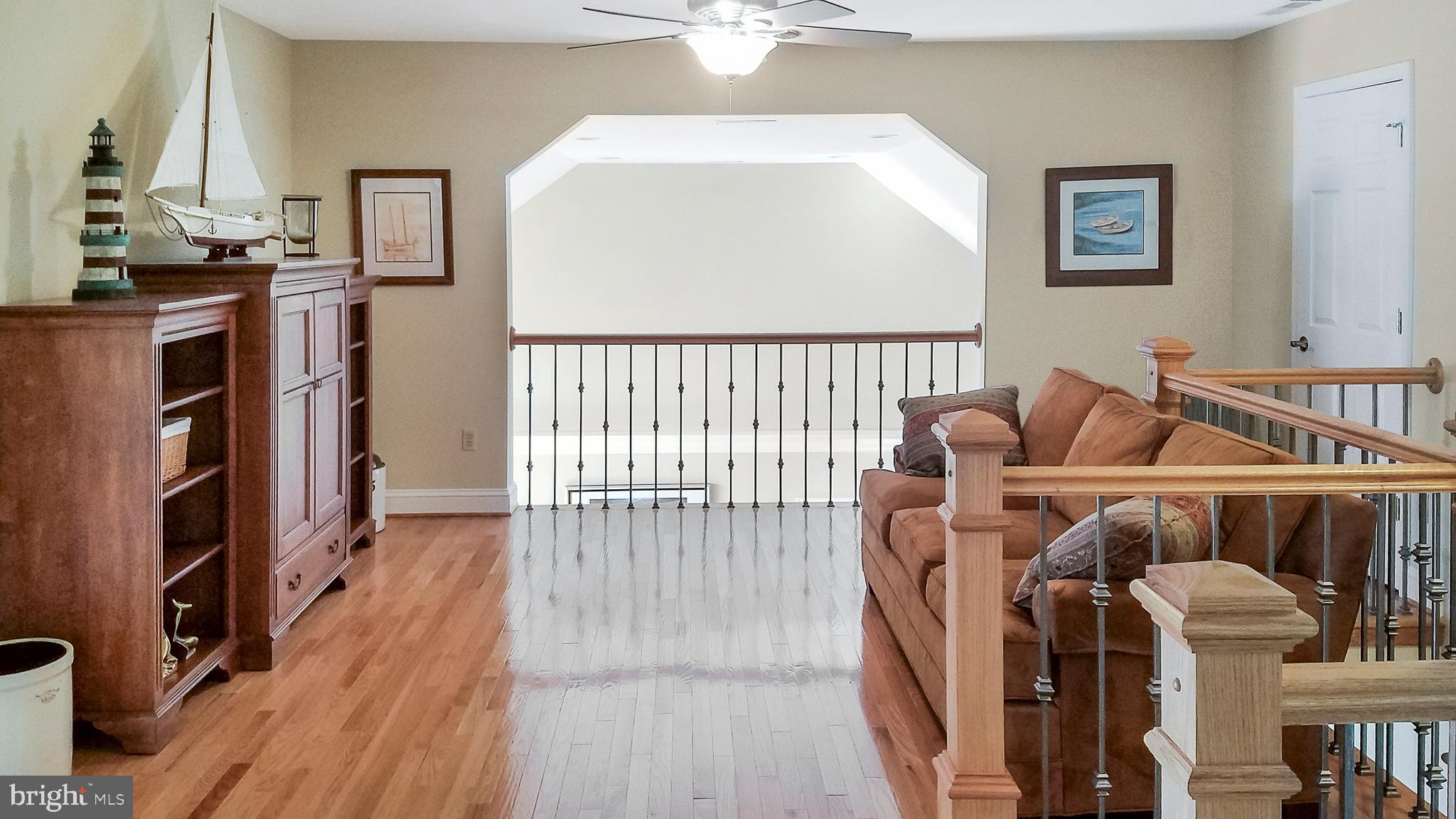 TALL TIMBERS - Residential