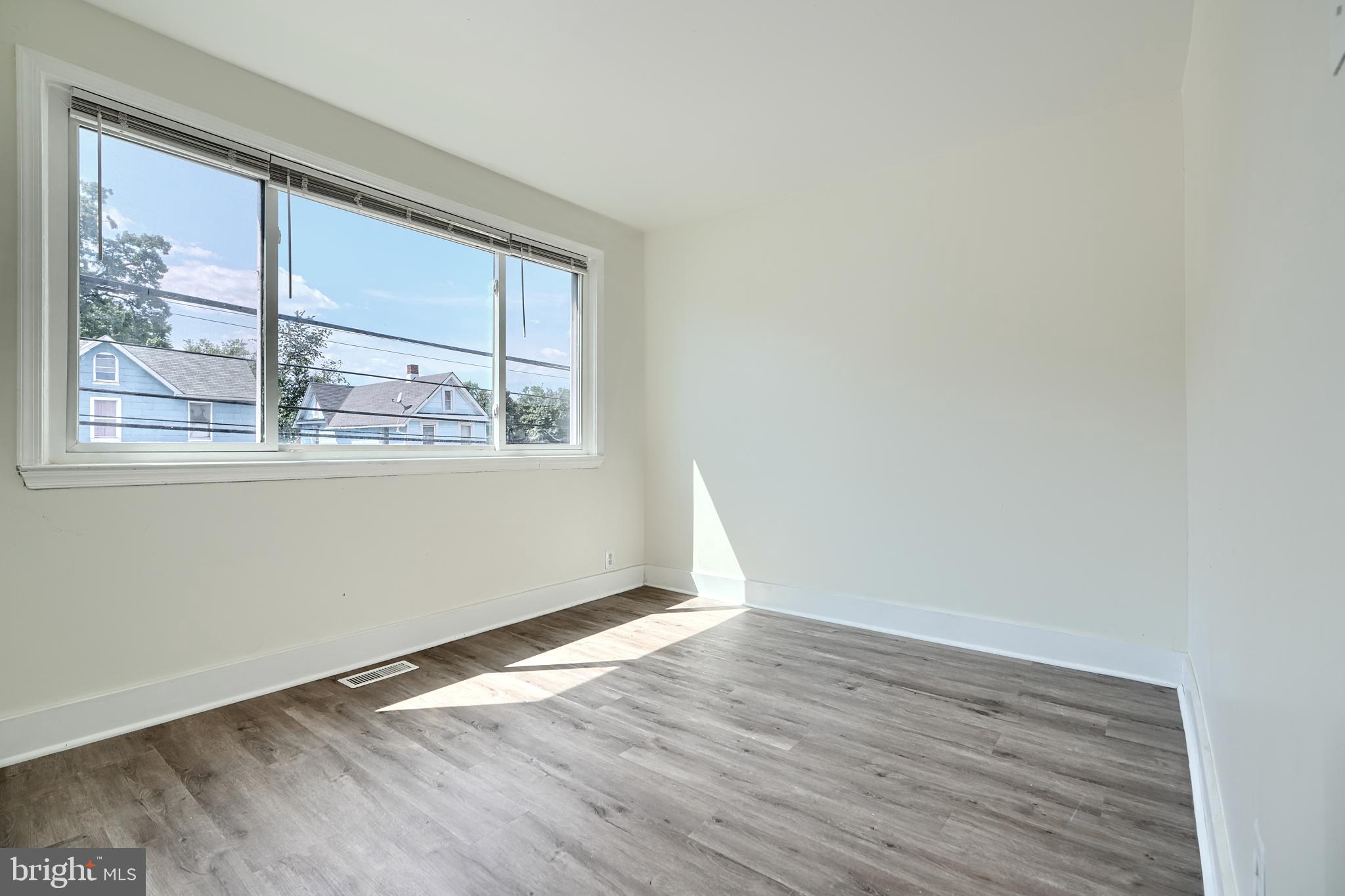 LAKELAND - Residential