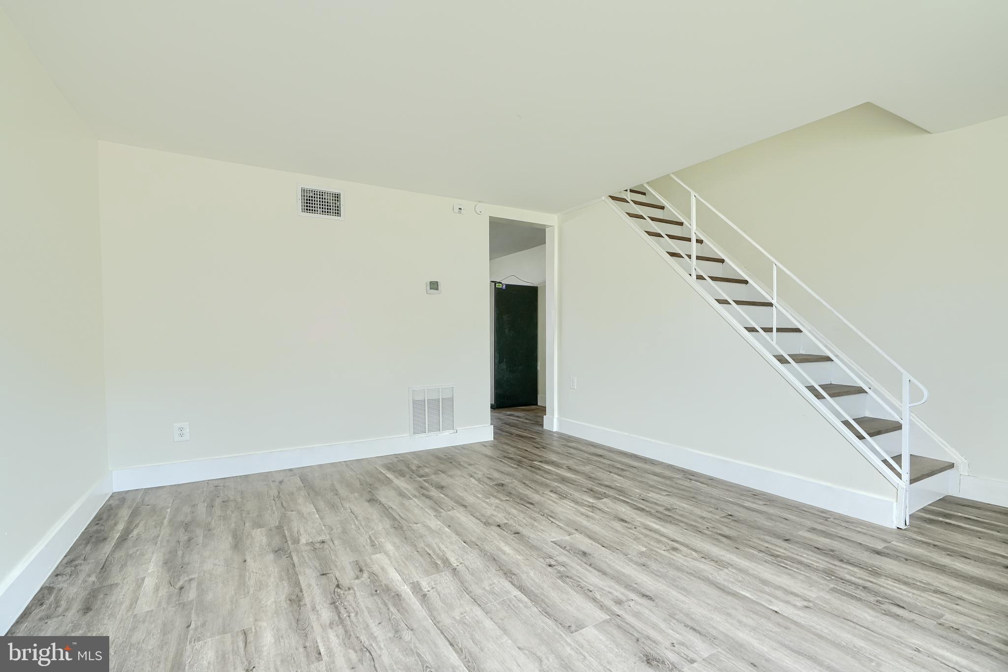 LAKELAND - Residential