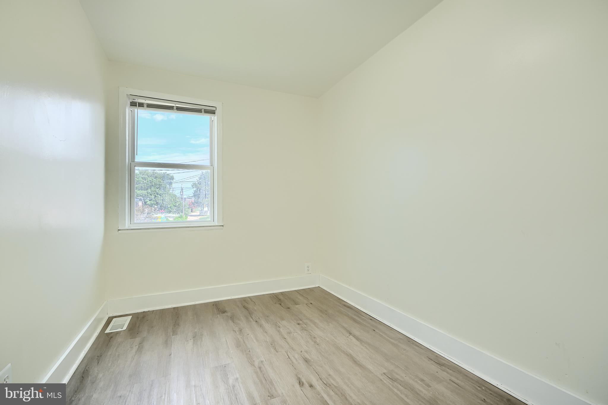 LAKELAND - Residential