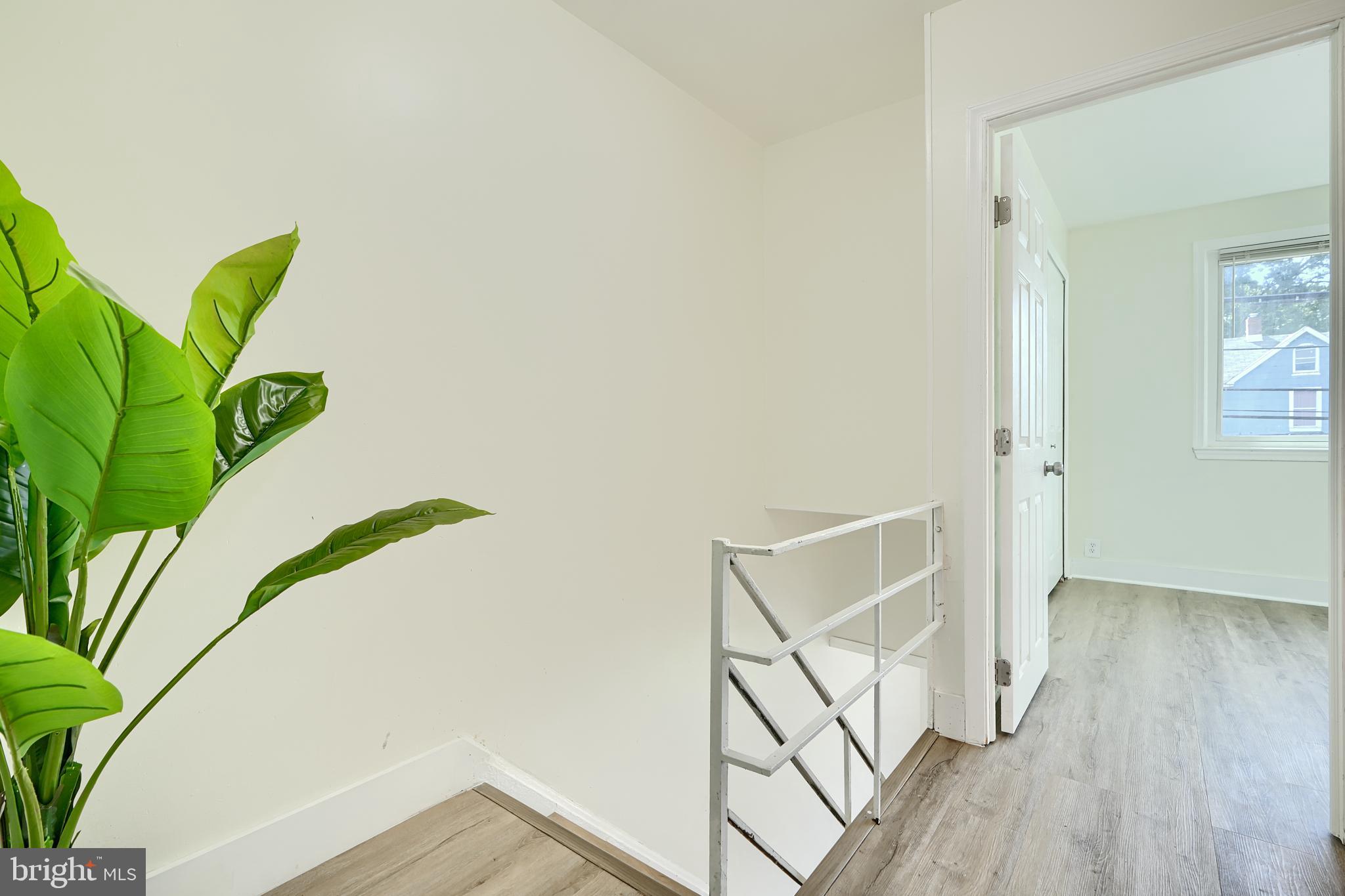 LAKELAND - Residential