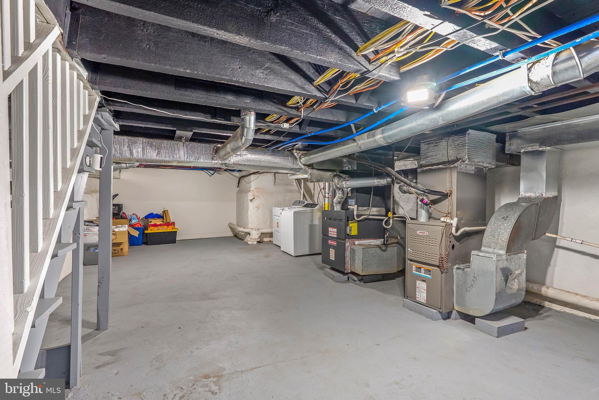 FRANCISVILLE - Residential Income