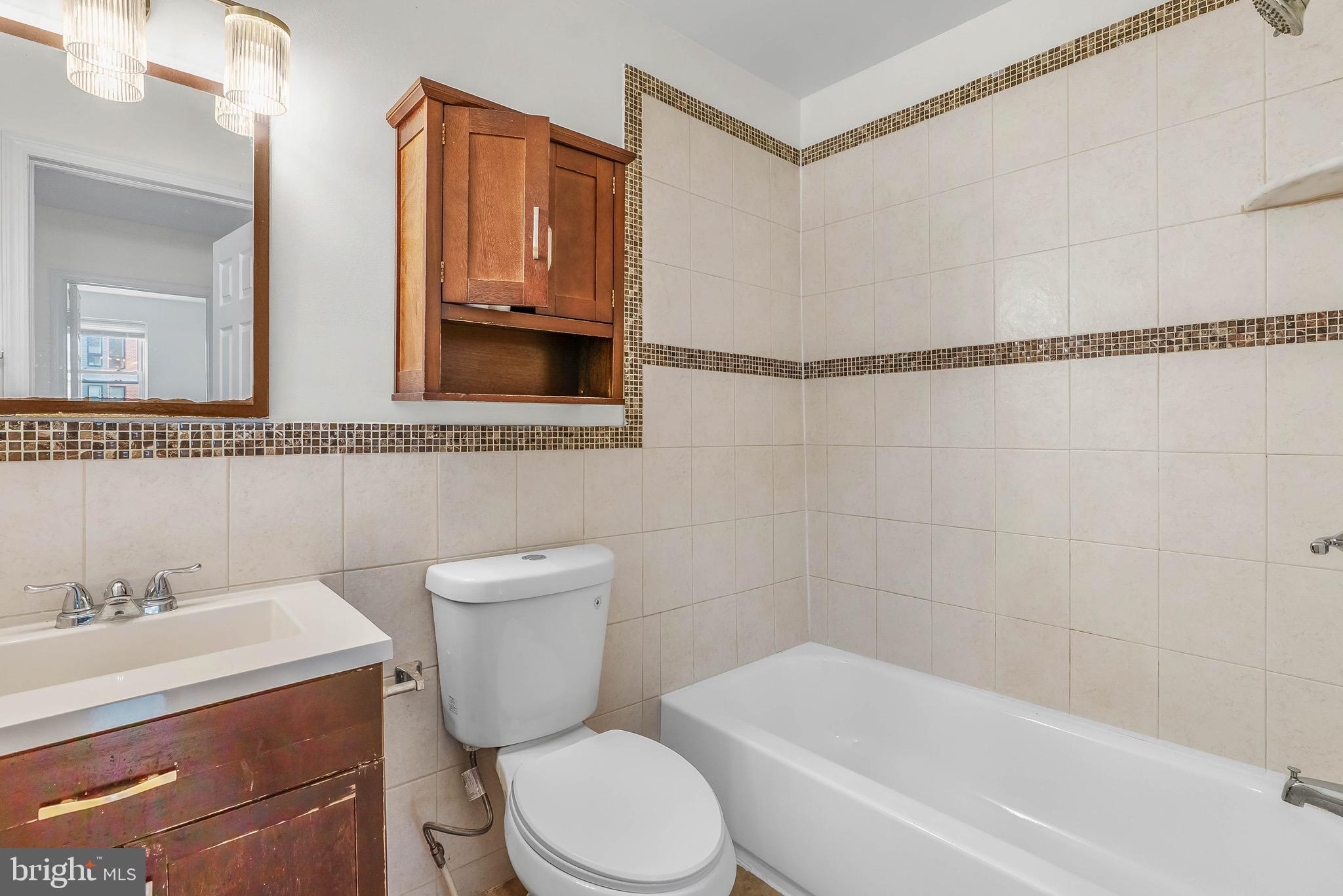 FRANCISVILLE - Residential Income