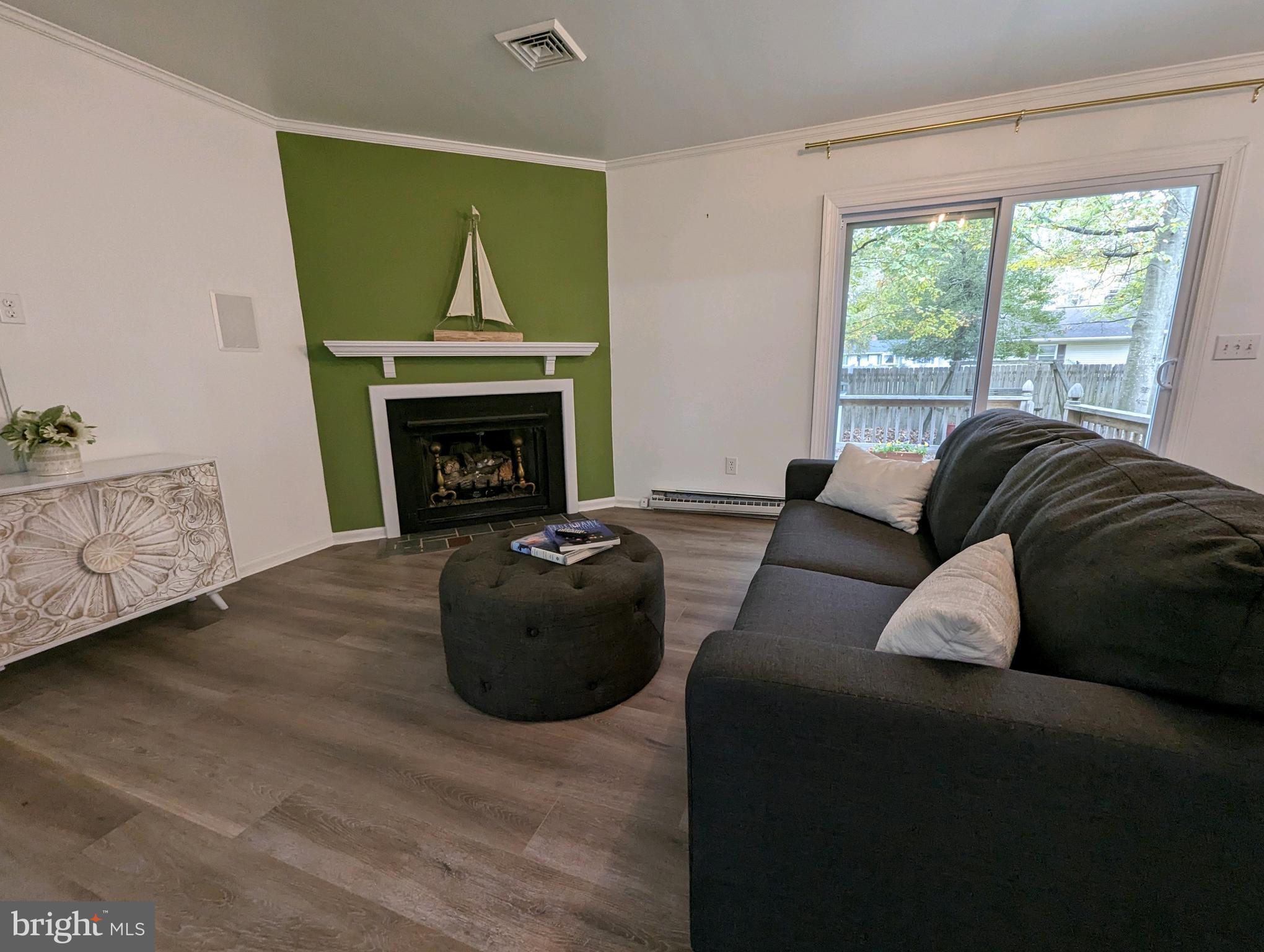 SOUTH BEECHWOOD - Residential