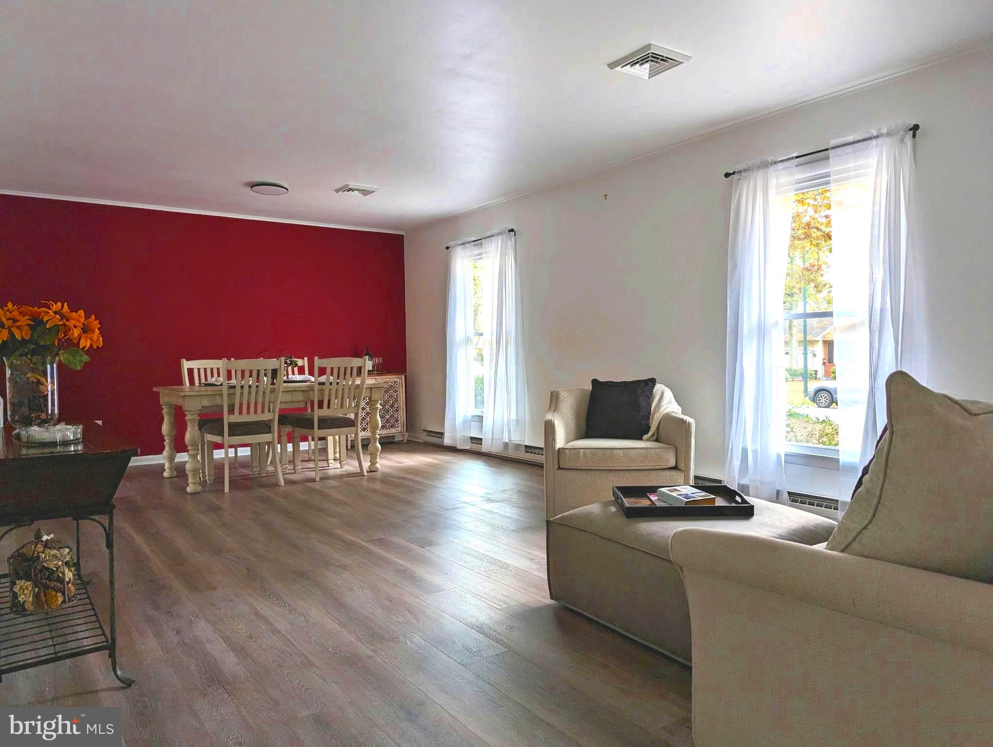 SOUTH BEECHWOOD - Residential