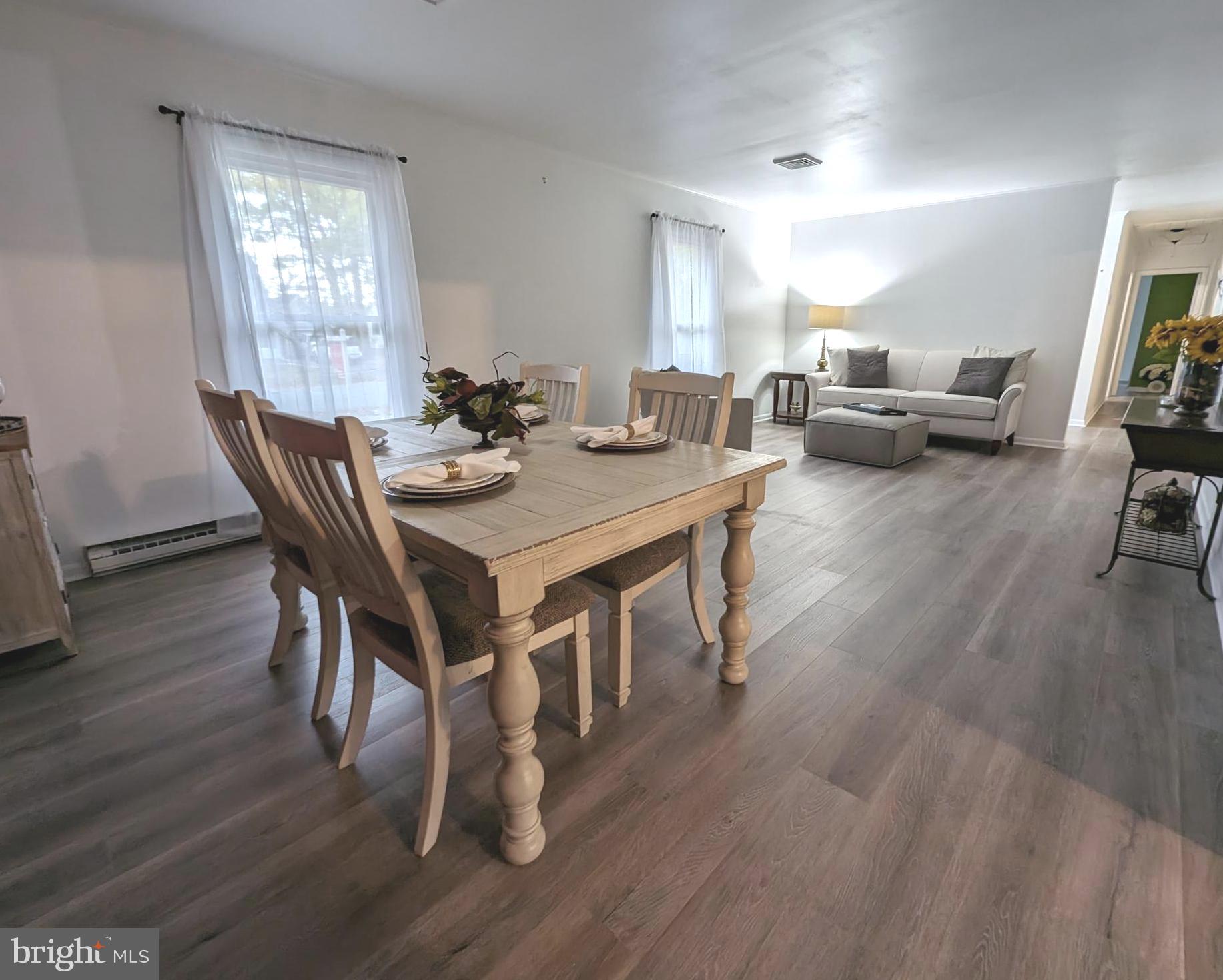 SOUTH BEECHWOOD - Residential