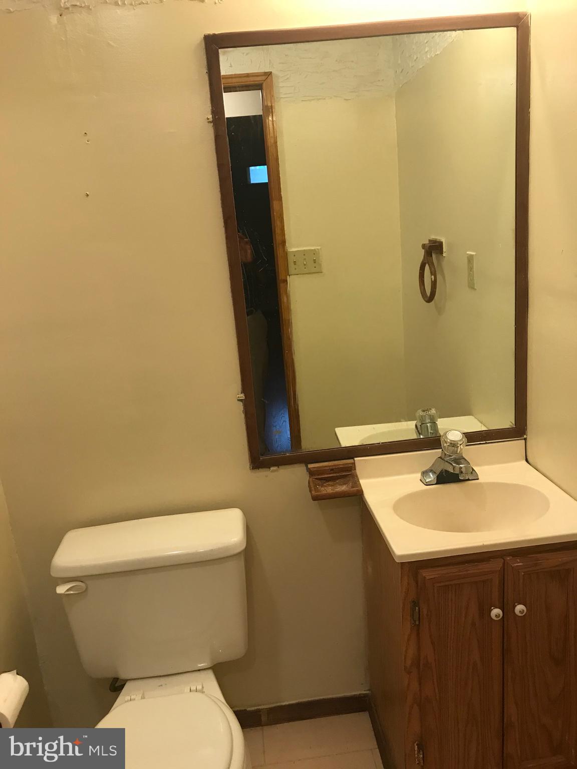 NEWINGTON FOREST - Residential Lease