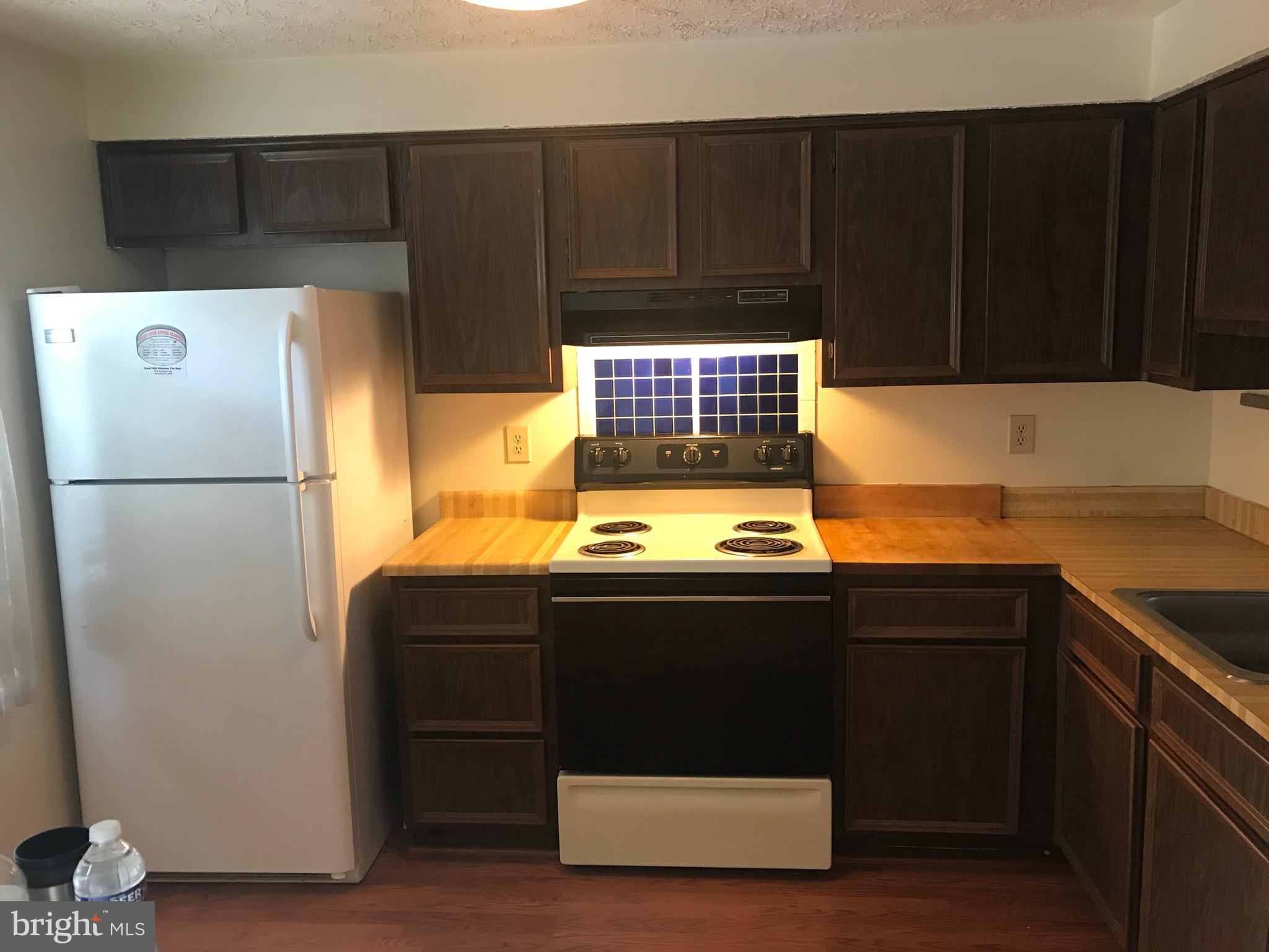 NEWINGTON FOREST - Residential Lease