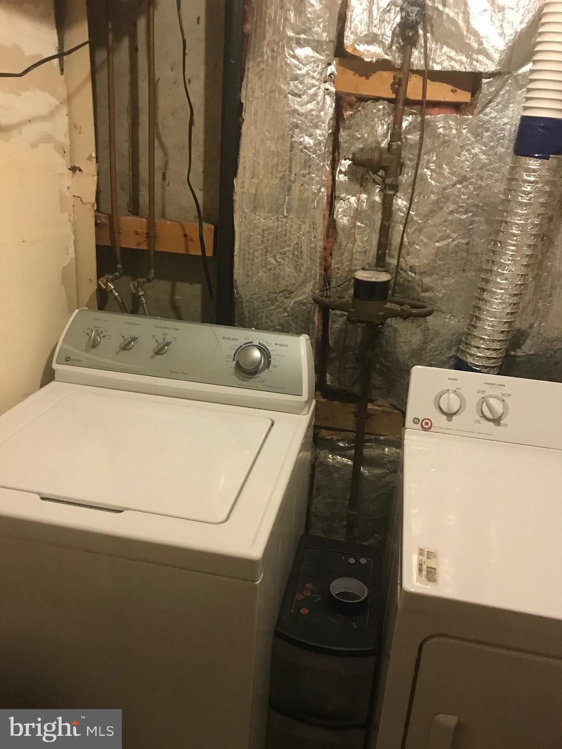 NEWINGTON FOREST - Residential Lease