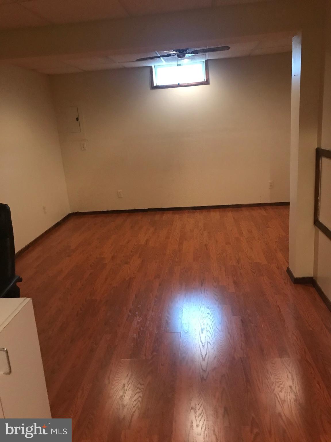 NEWINGTON FOREST - Residential Lease