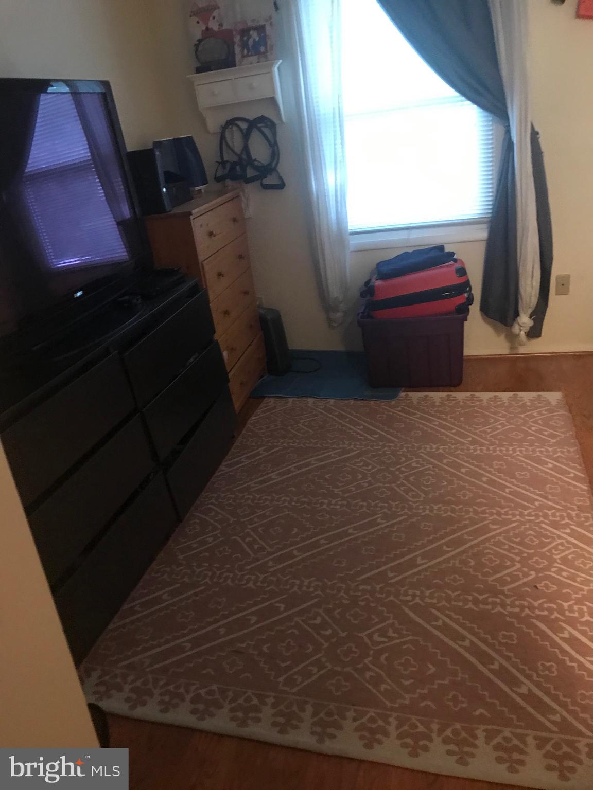 NEWINGTON FOREST - Residential Lease