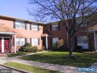 East Windsor, New Jersey 08520, United States, 2 Bedrooms Bedrooms, ,1 BathroomBathrooms,Residential,Active,81623