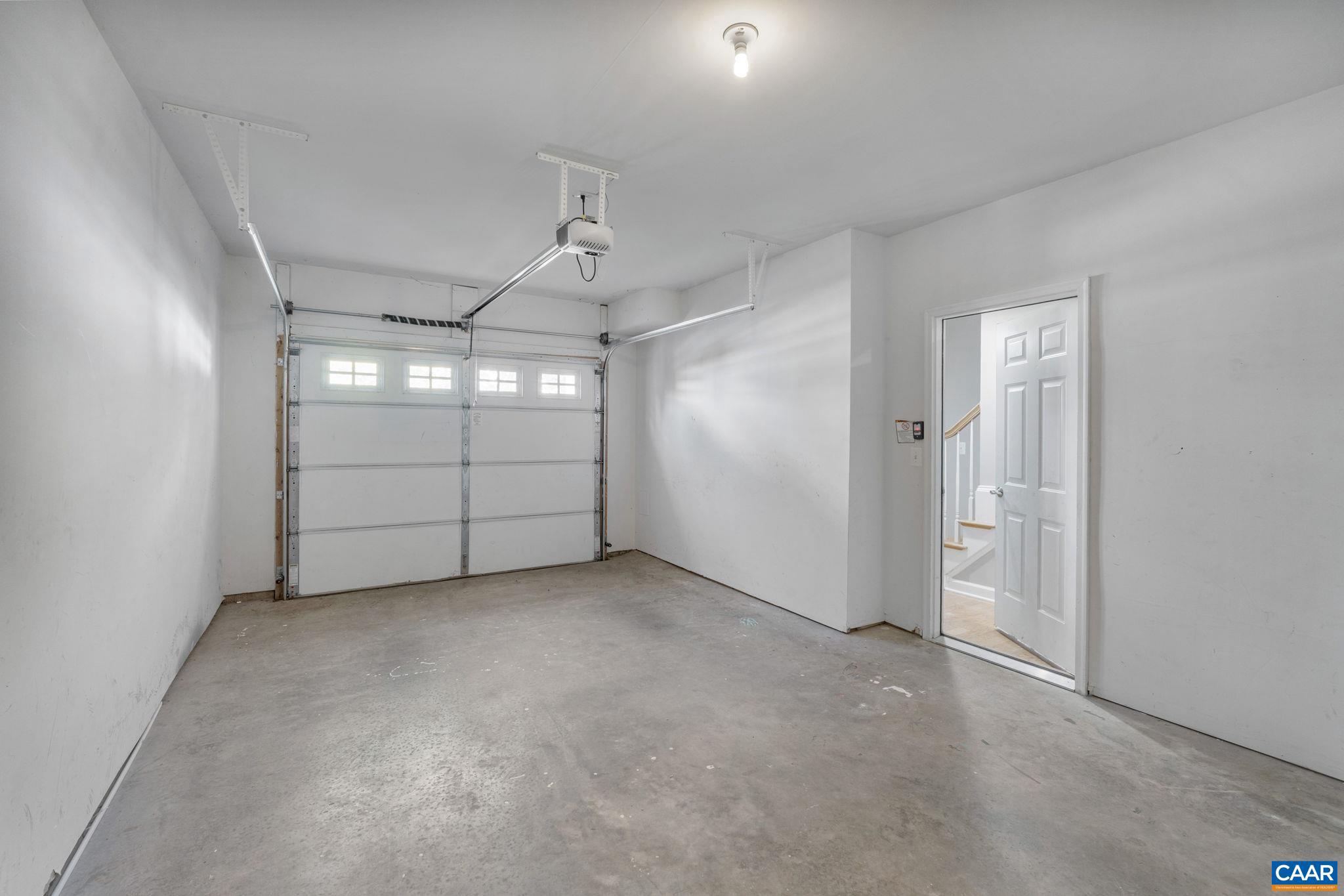 PAVILIONS AT PANTOPS - Residential