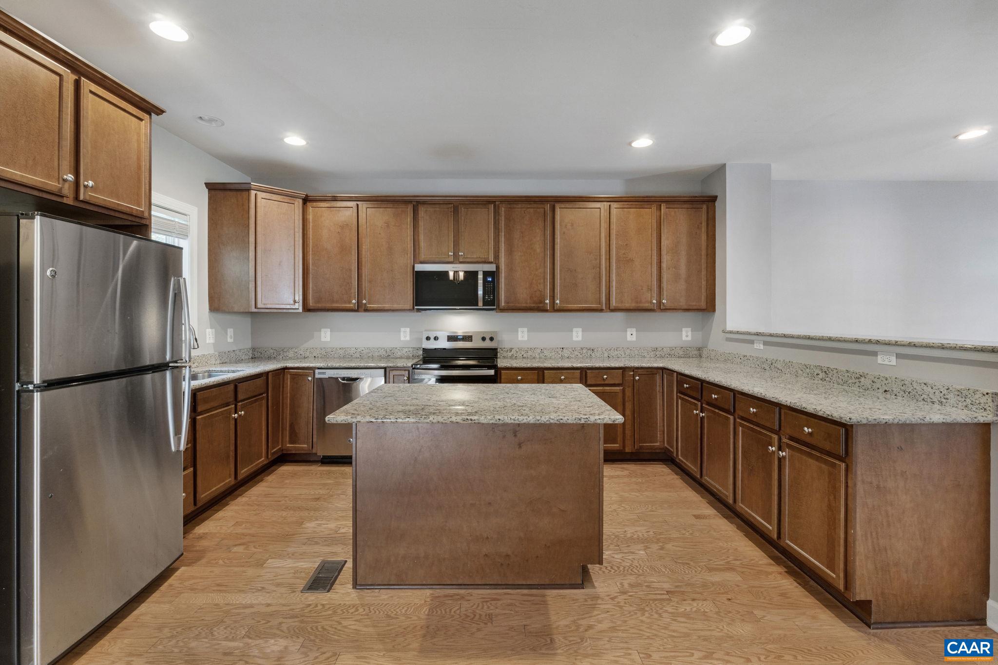 PAVILIONS AT PANTOPS - Residential