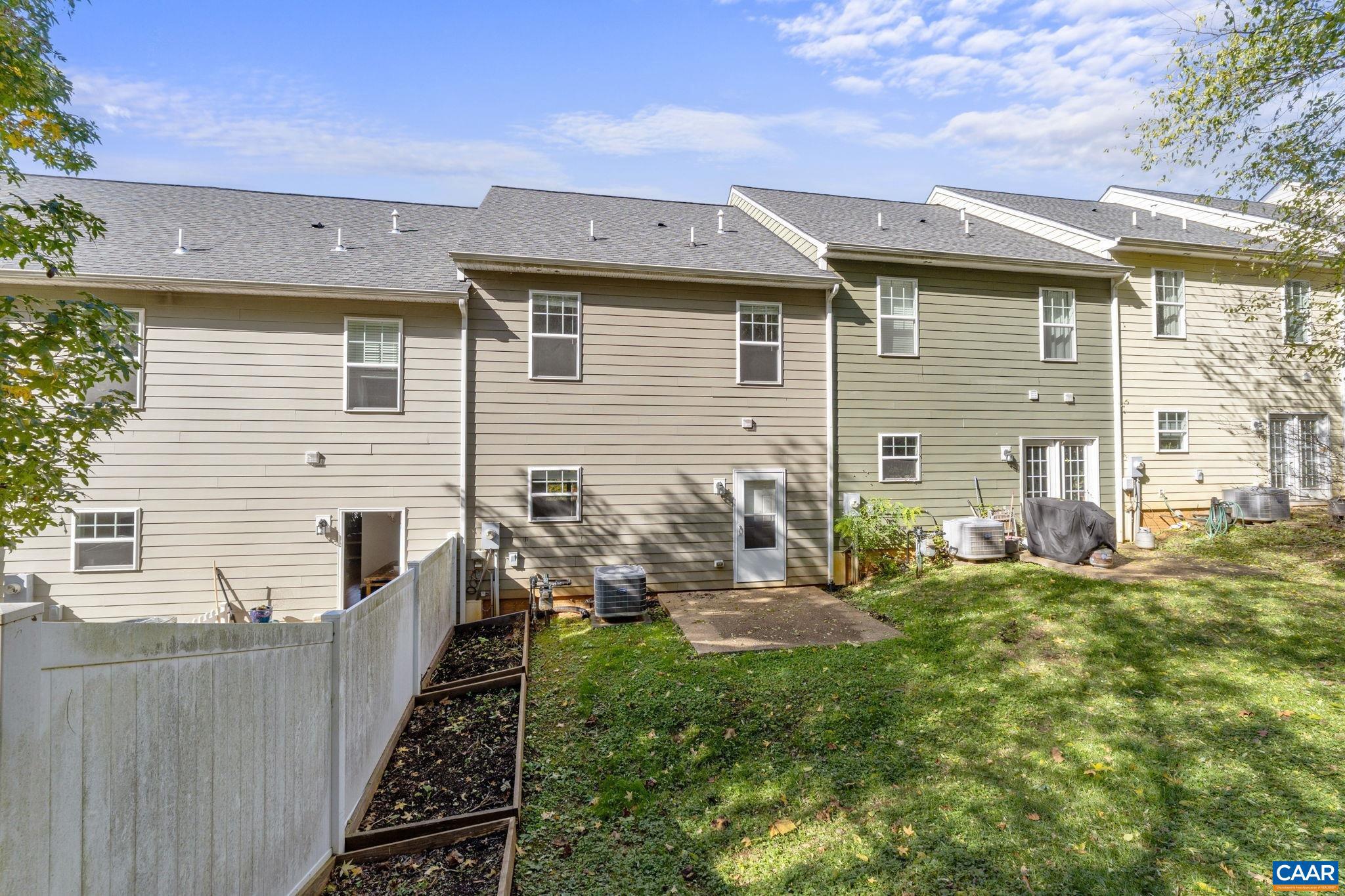 PAVILIONS AT PANTOPS - Residential