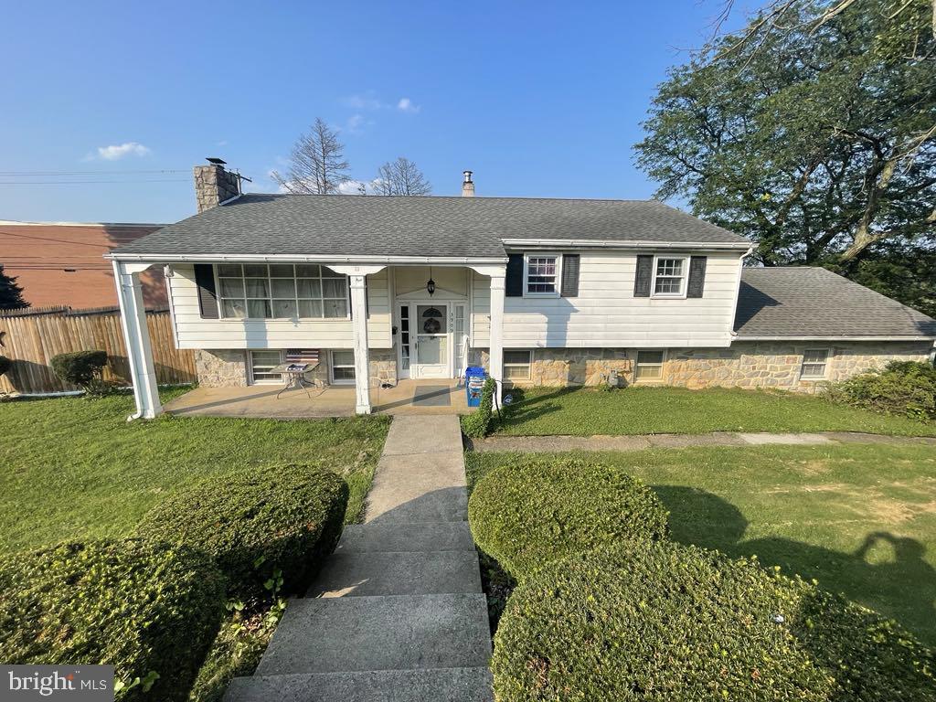 3909 REIFF PLACE