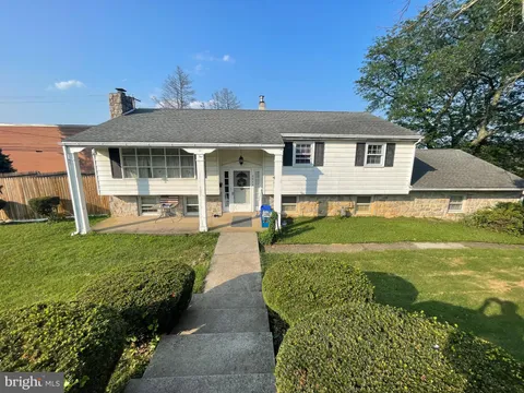 3909 Reiff Place, Reading, PA MLS: PABK2073310