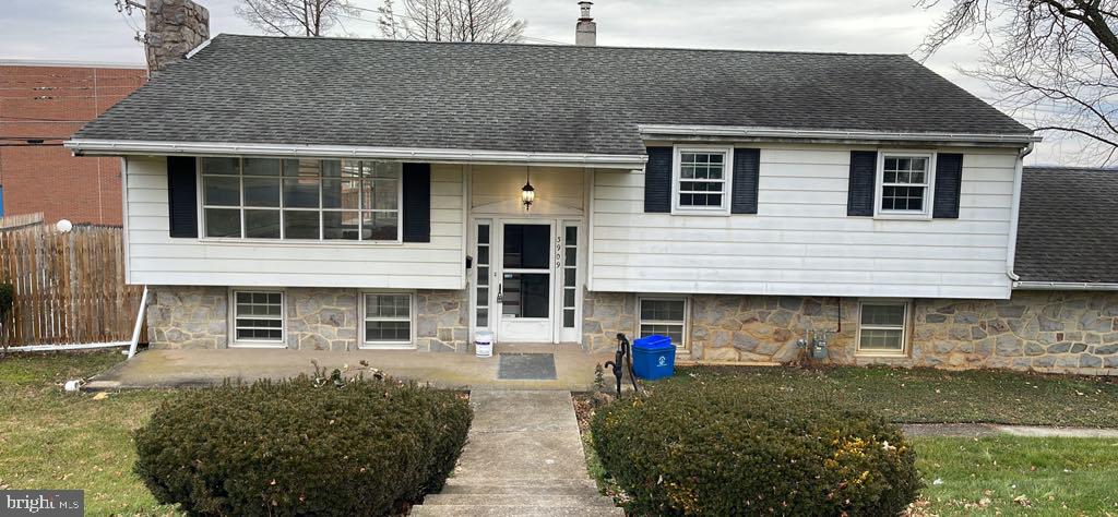 3909 REIFF PLACE