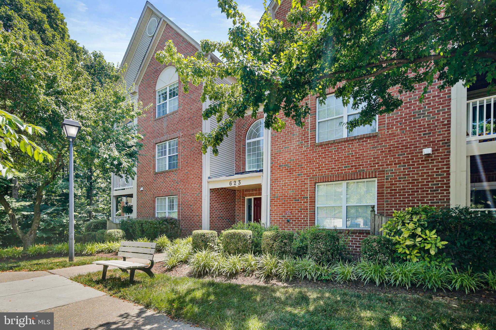 ADMIRAL REACH AT HARBOUR GATES - Residential