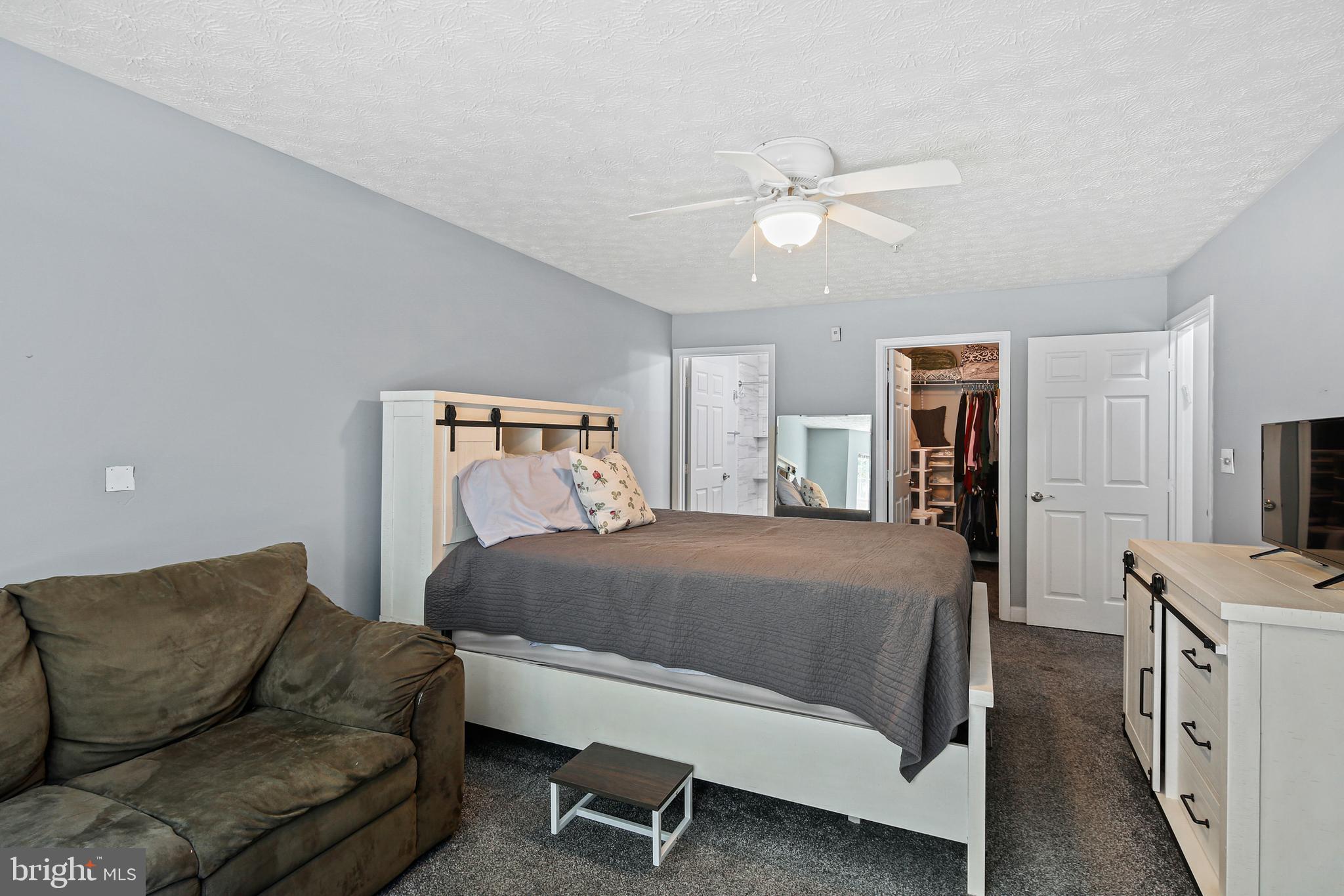 ADMIRAL REACH AT HARBOUR GATES - Residential