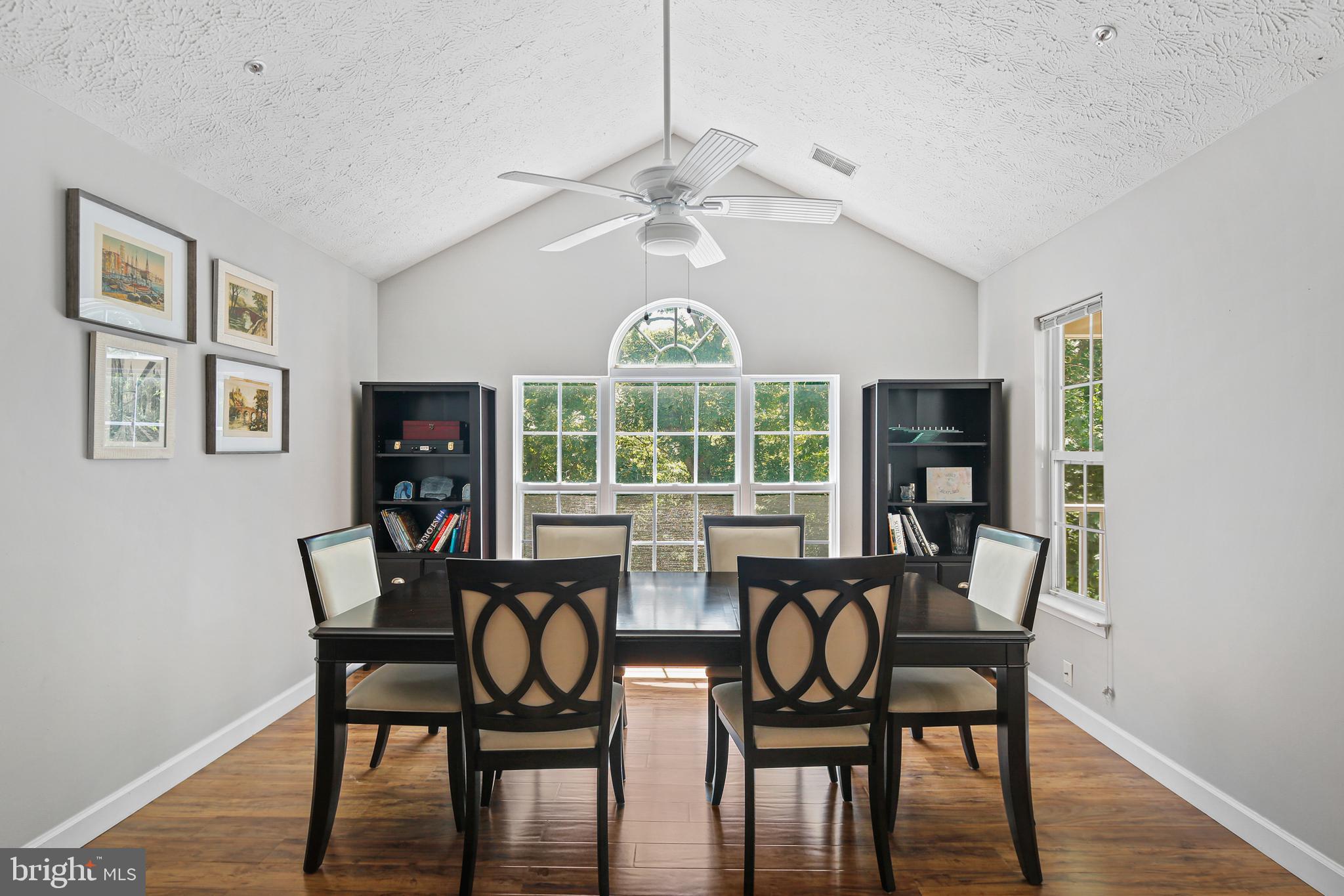 ADMIRAL REACH AT HARBOUR GATES - Residential