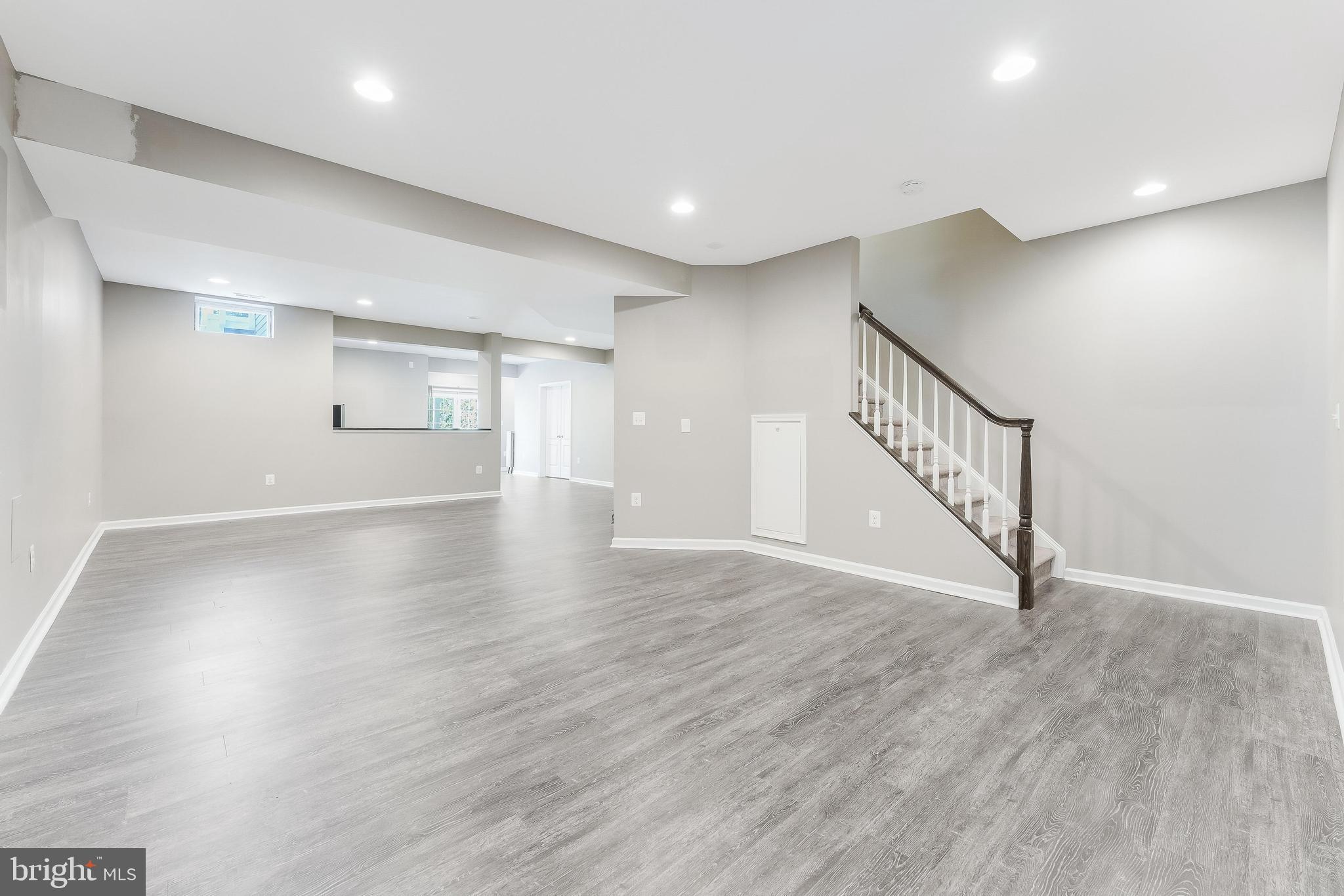 BELMONT COUNTRY CLUB - Residential Lease