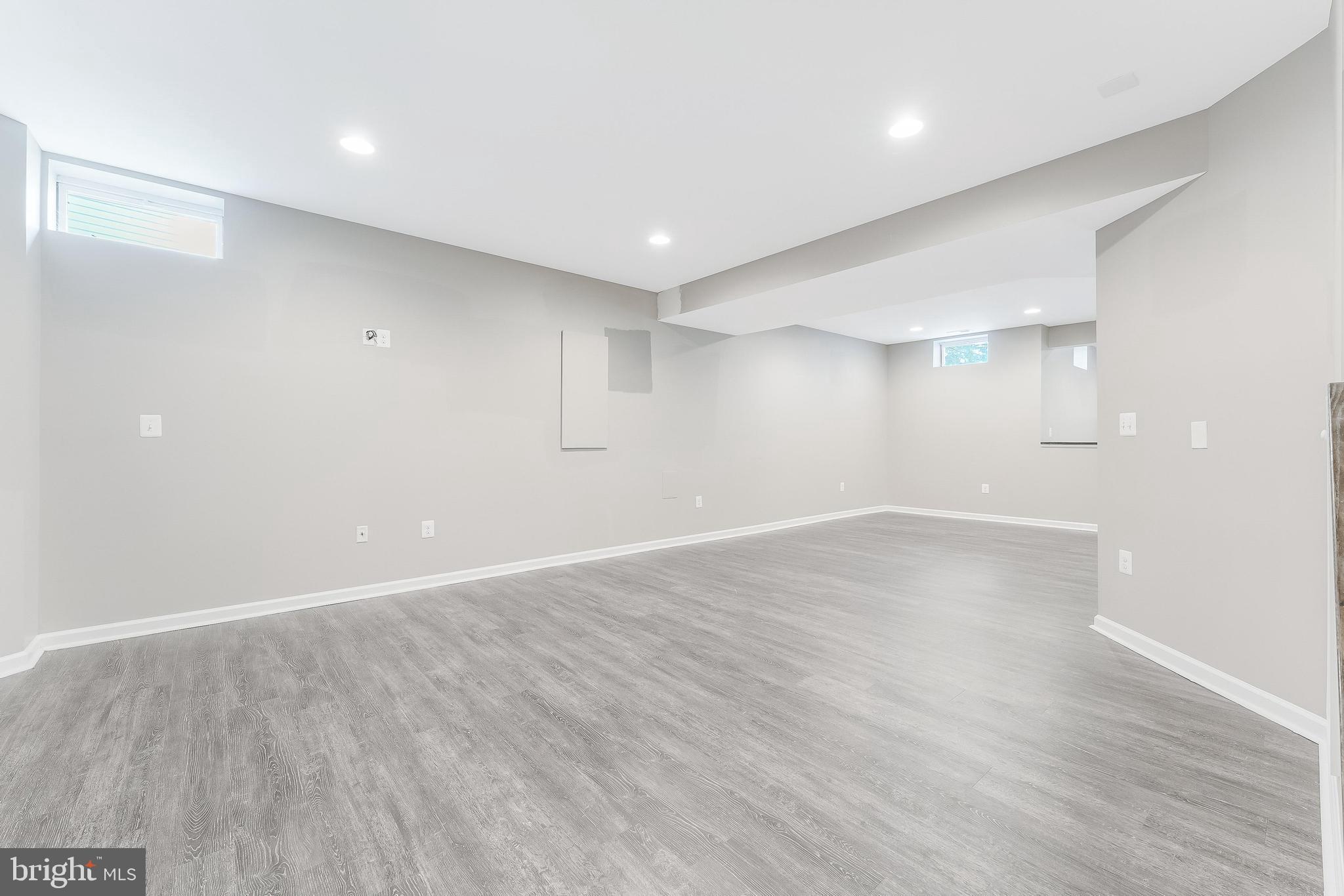 BELMONT COUNTRY CLUB - Residential Lease