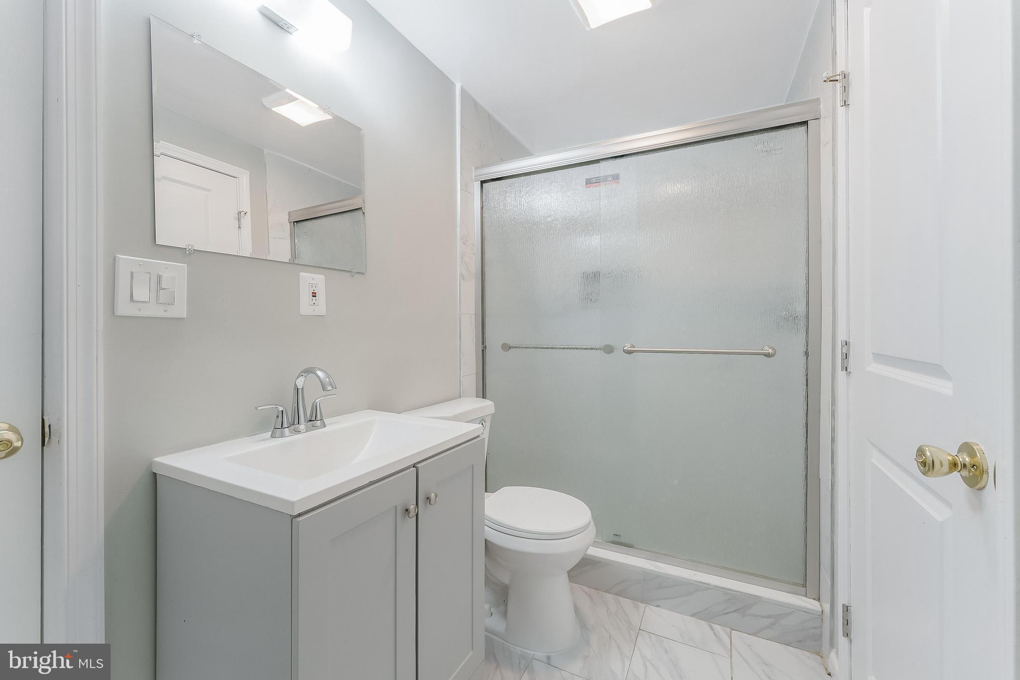 BELMONT COUNTRY CLUB - Residential Lease