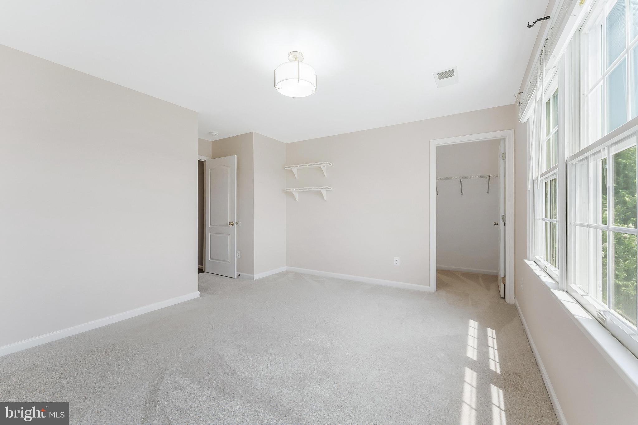 BELMONT COUNTRY CLUB - Residential Lease