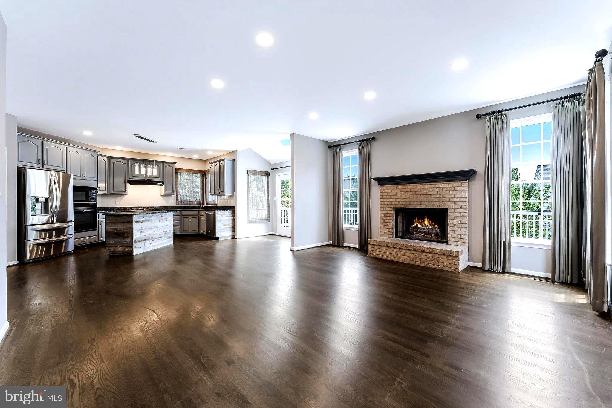 BELMONT COUNTRY CLUB - Residential Lease