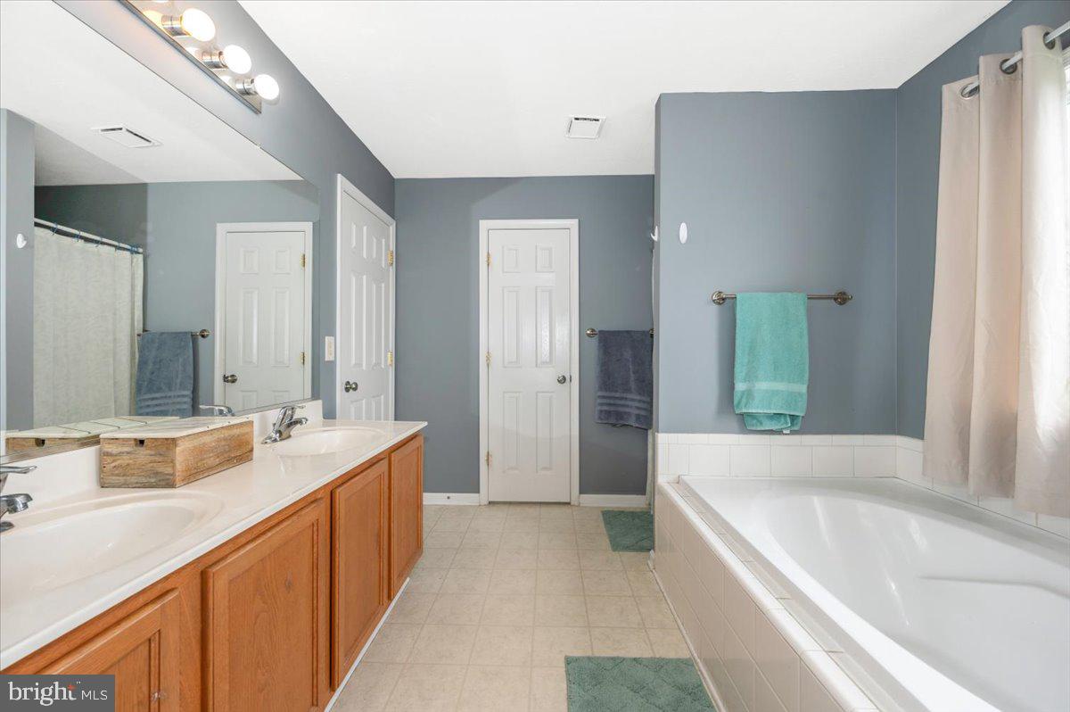 SUMMER HILL - Residential