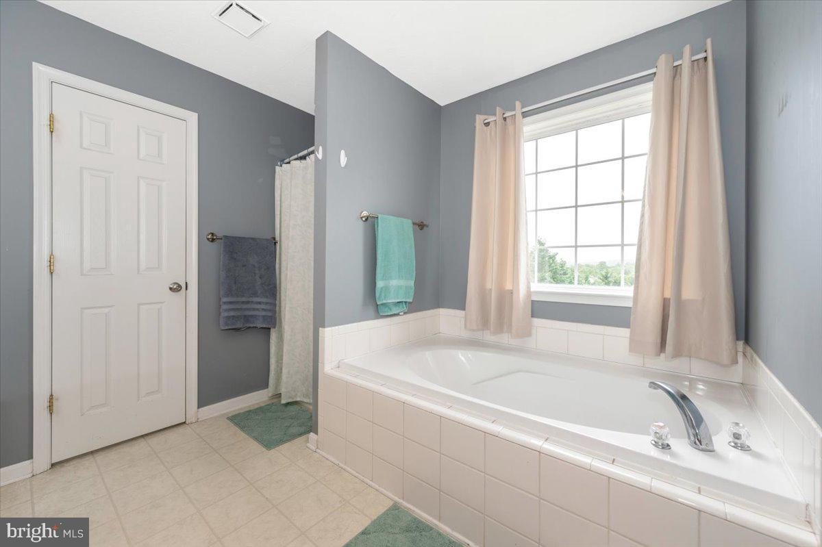 SUMMER HILL - Residential