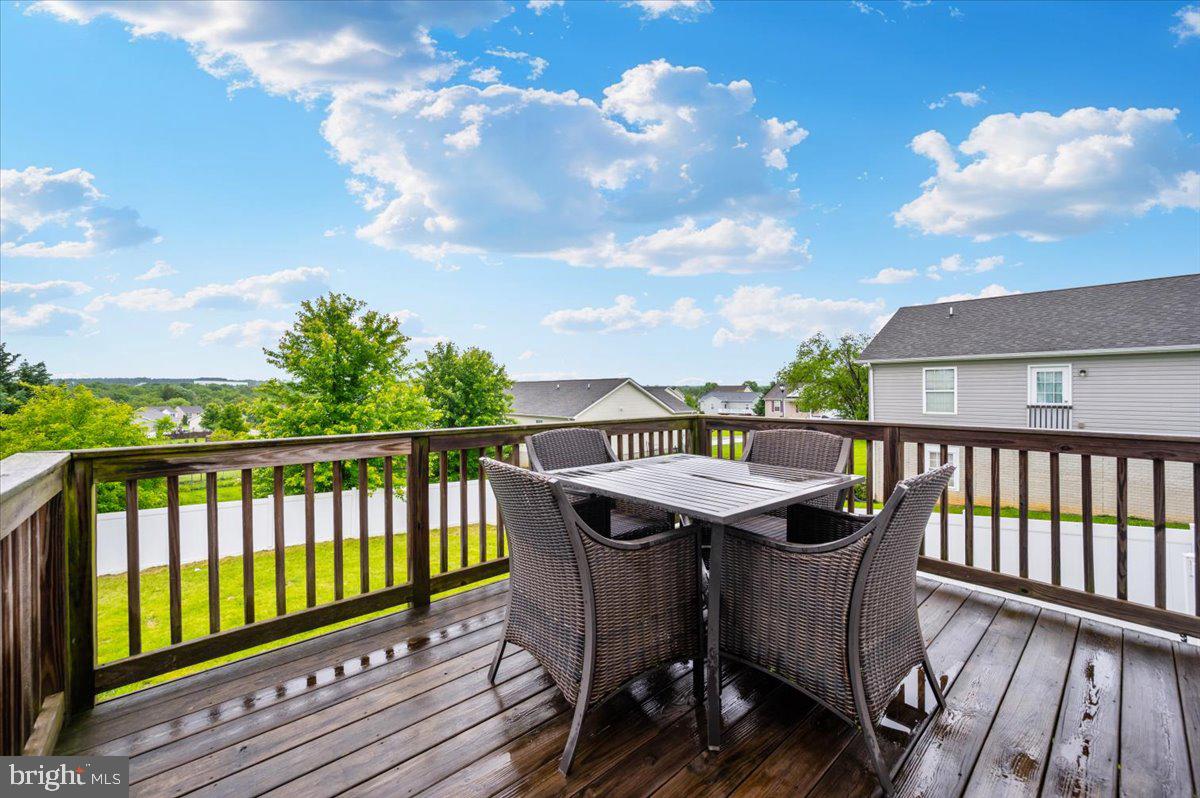 SUMMER HILL - Residential