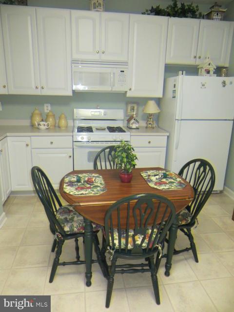 DEVONSHIRE AT WHITEMARSH - Residential