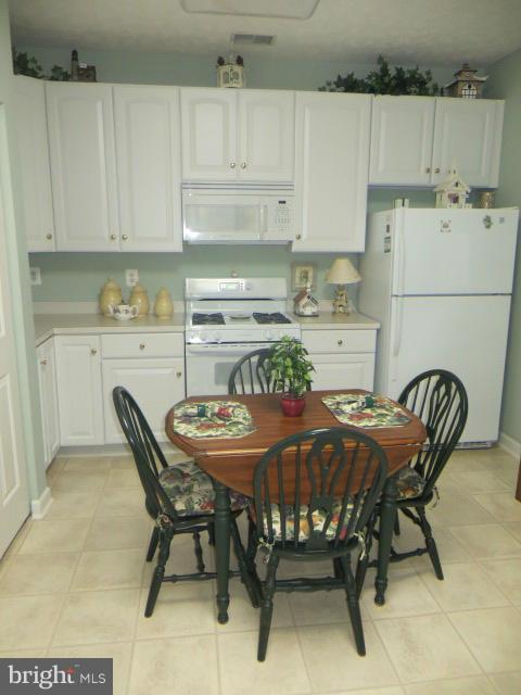 DEVONSHIRE AT WHITEMARSH - Residential