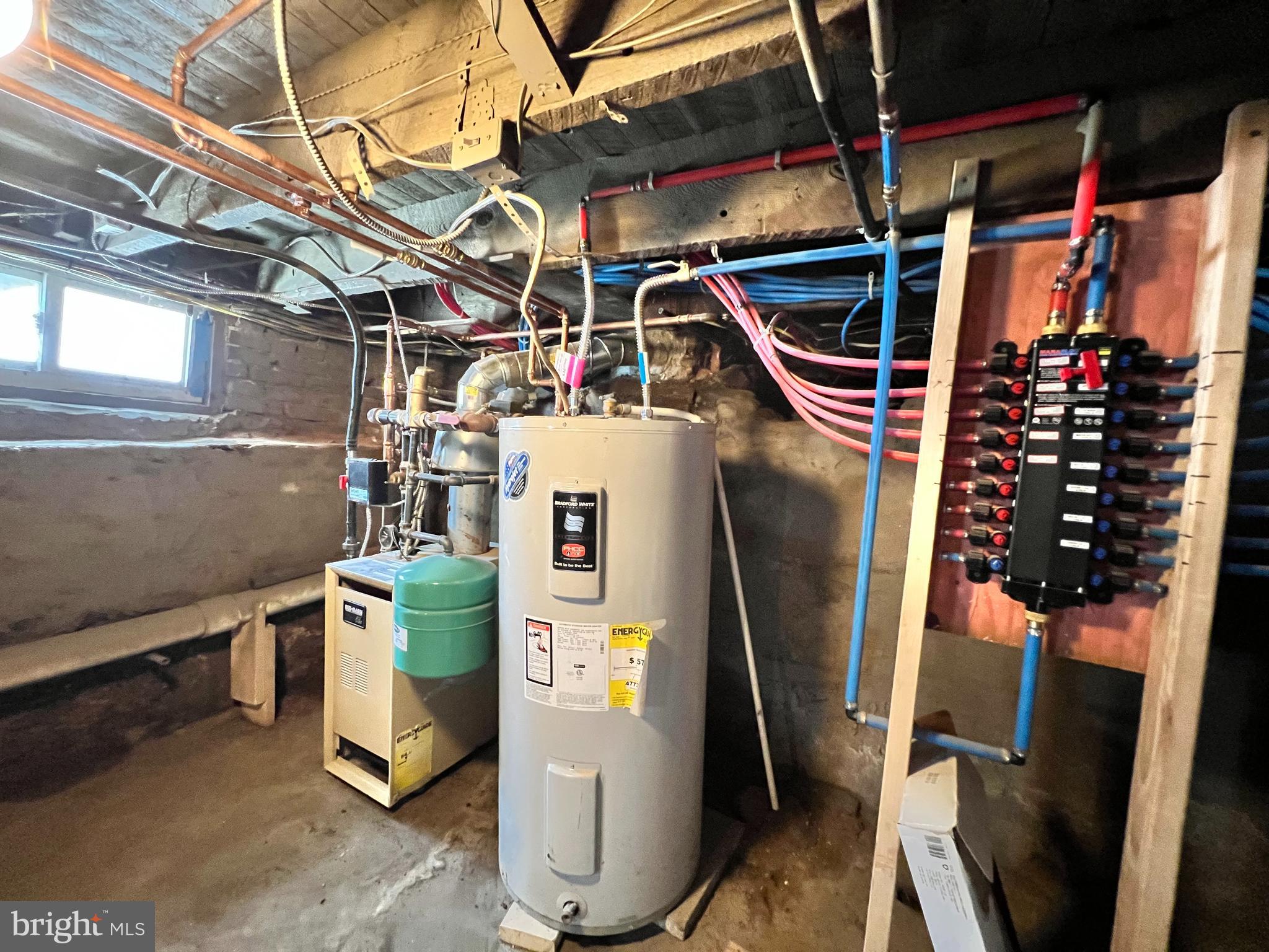 COBBS CREEK - Residential